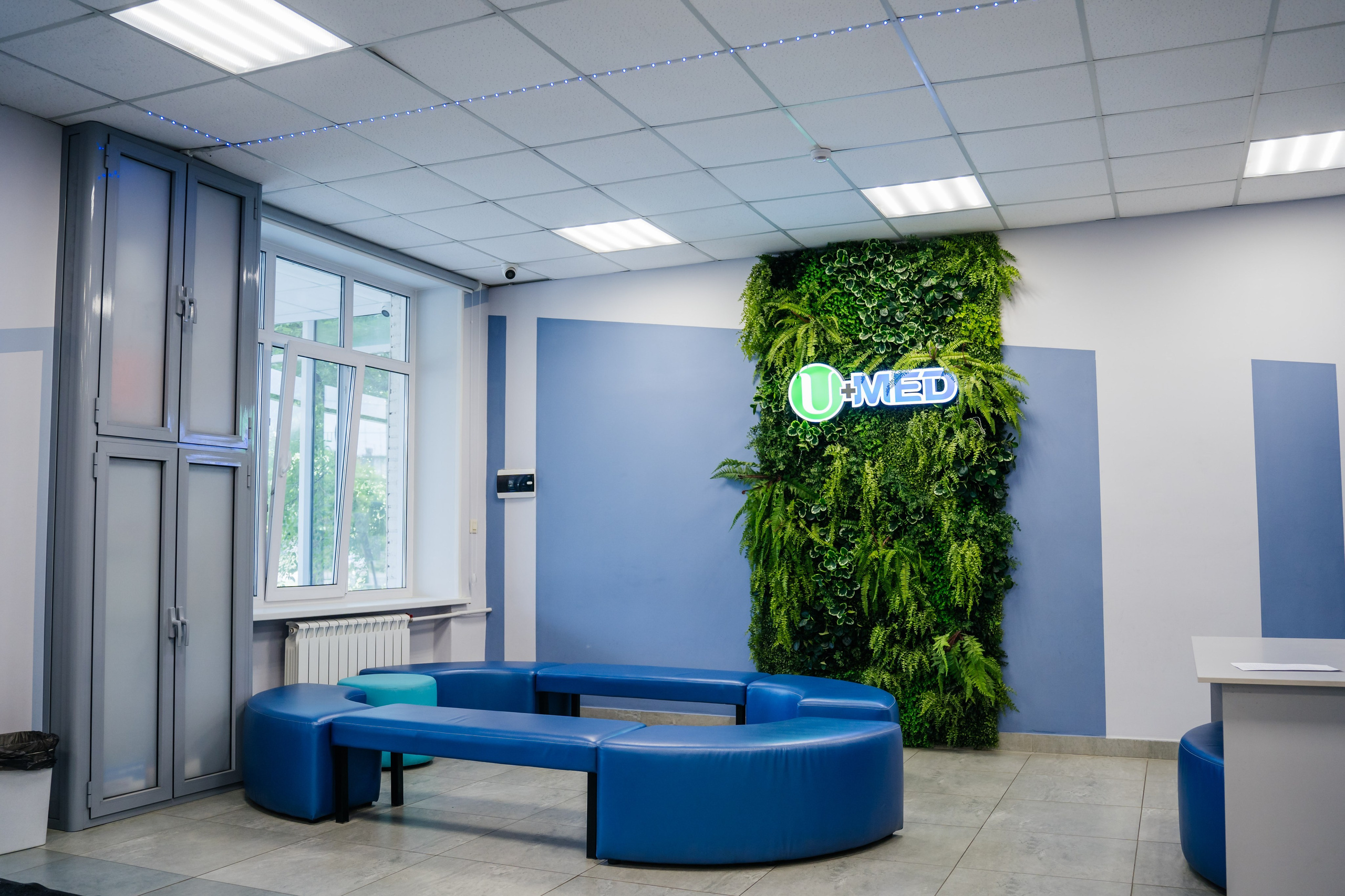 Съемка для Уральского медицинского колледжа ЮМЕД. Видеограф и Фотограф в Челябинске Ксения и Владимир Рюмины