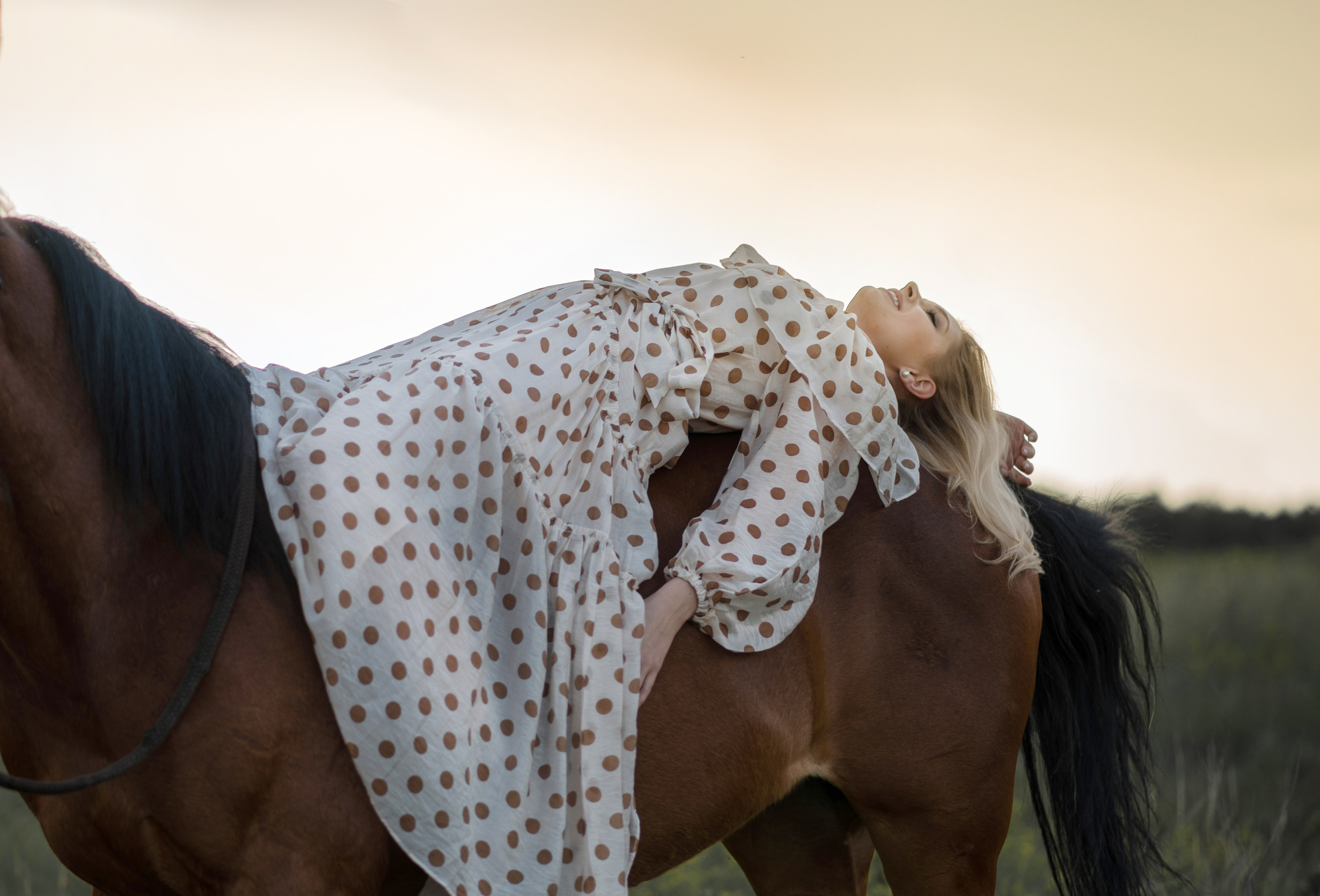 Виктория и Ватикан. Конный фотограф в Саратове Юлия Иванова