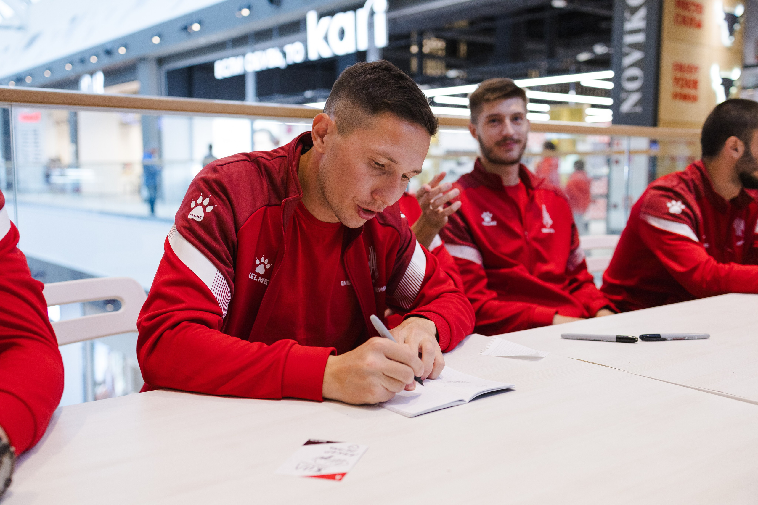 Автограф-сессия. Кристина | youseeitmyway | Фото