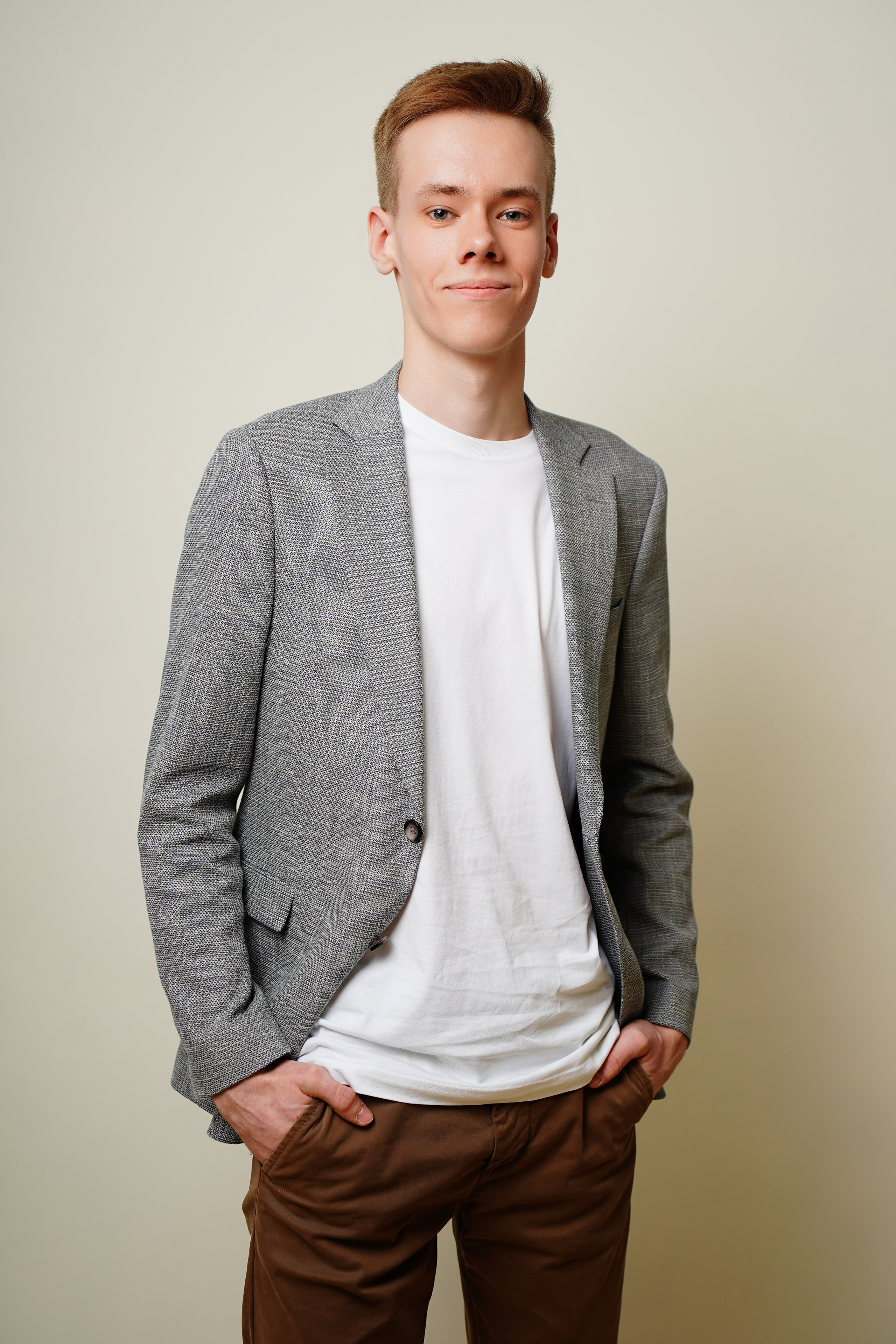 Образы. MEMENTO.Выпускные альбомы, школьные, юбилейные и другие книги. Ростов-на-Дону