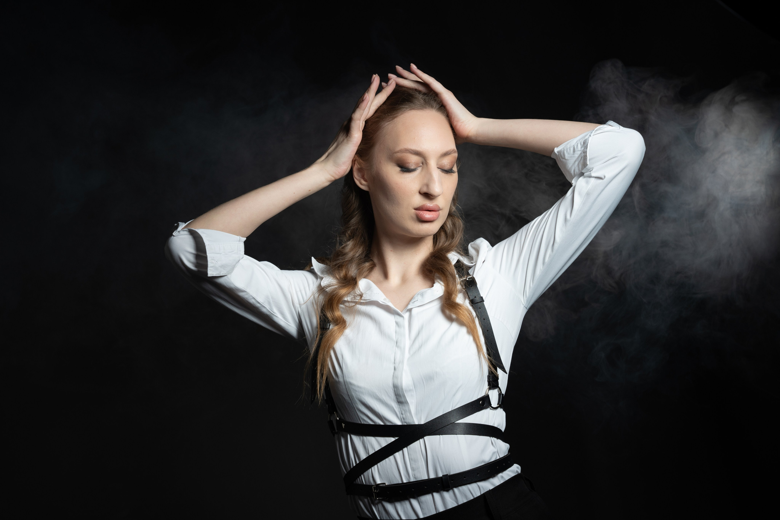 Студийный женский портрет. Тонкая грань между классикой и современностью. Фотограф |Ленинск, Волжский, Волгоград| Наталья Савилова