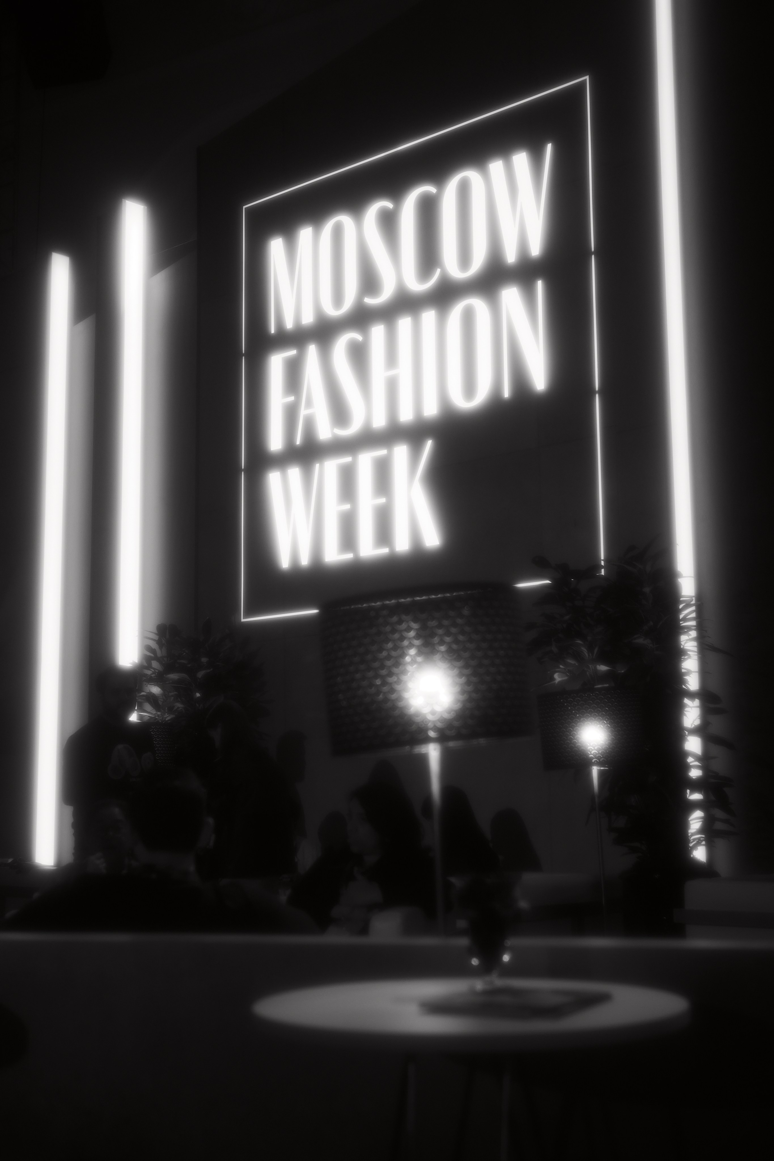 Неделя Моды в Москве Октябрь 24 Бэкстейдж. Фотограф в Мурманске Оксана Черноморец