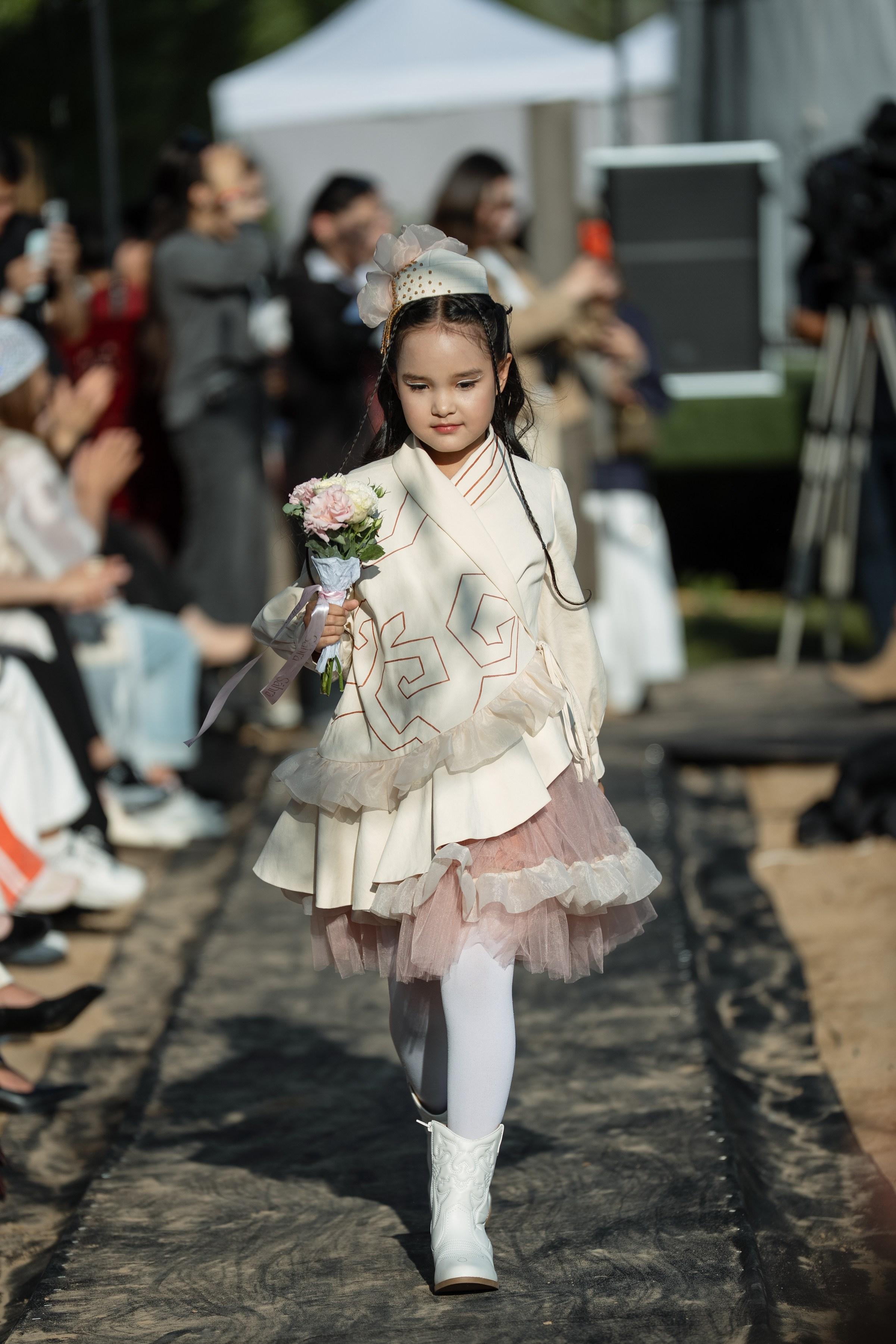 Brand Darideiya. Сайт Алматинского НЮ АРТ, будуар и фэшн фотографа Дениса Карпенко