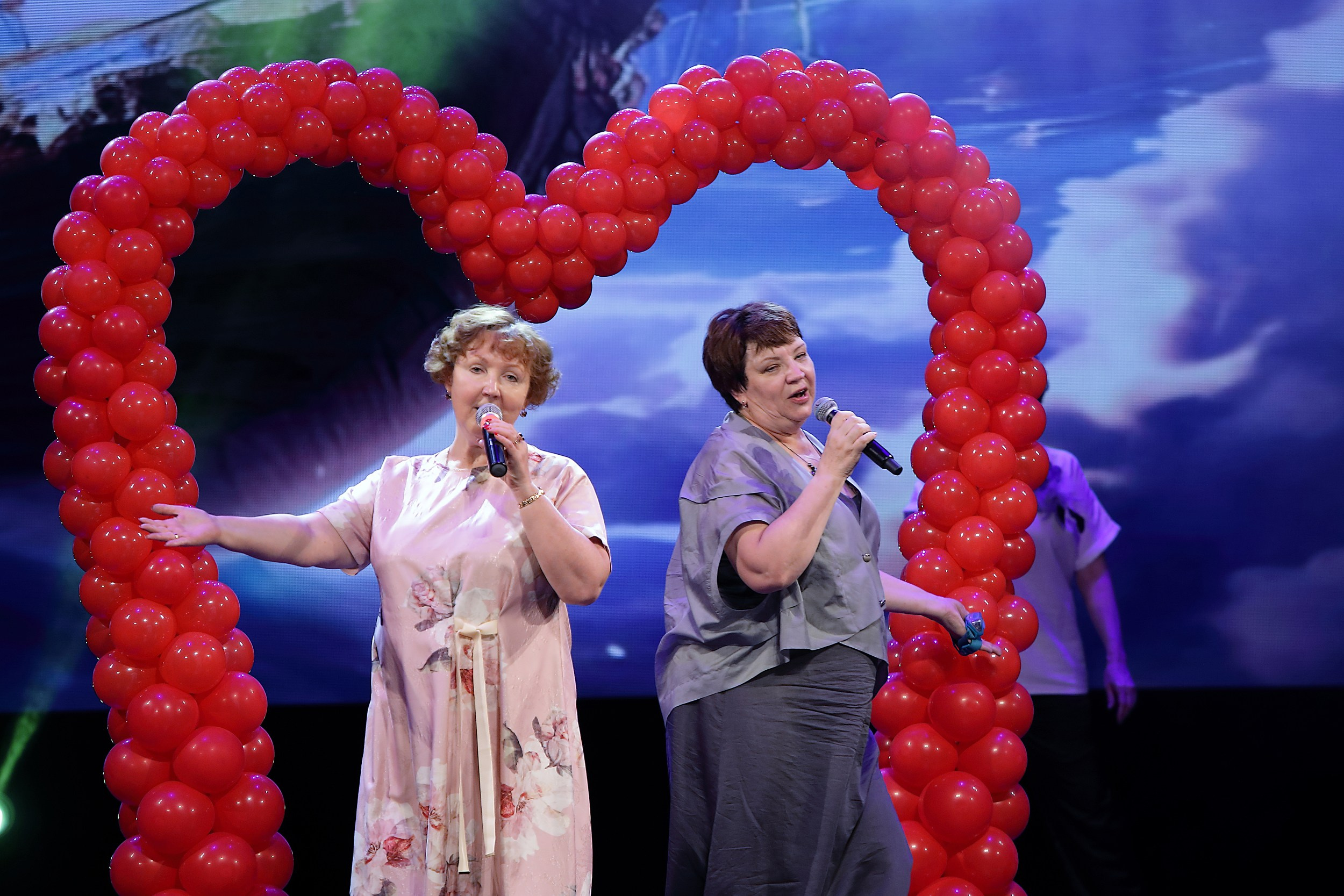 выступление учителей  гимназия 9 екатеринбург дк урал