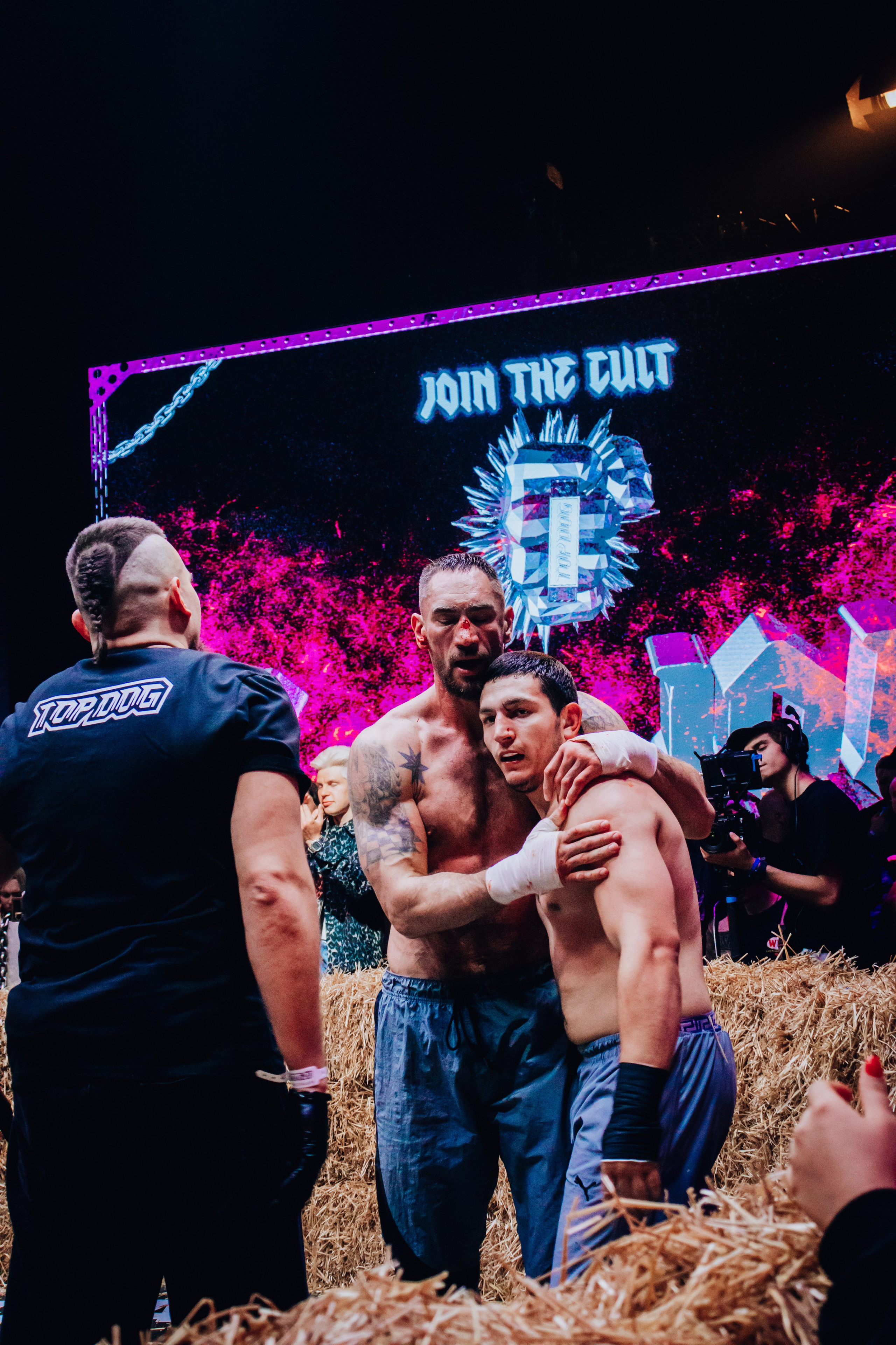 Кулачные бои TopDog. Анастасия Тен