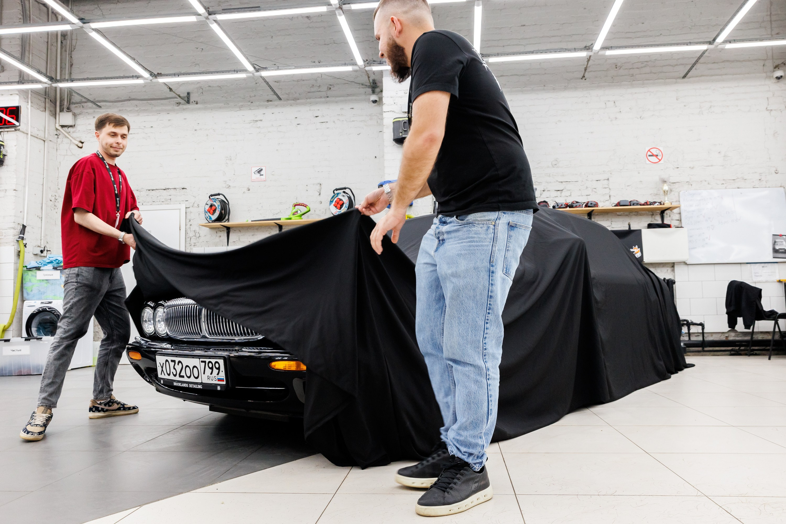 Автомобильная фотосъёмка Daimler Xj8. Фотограф Сергей Лукьянов @xapeton_photo Москва