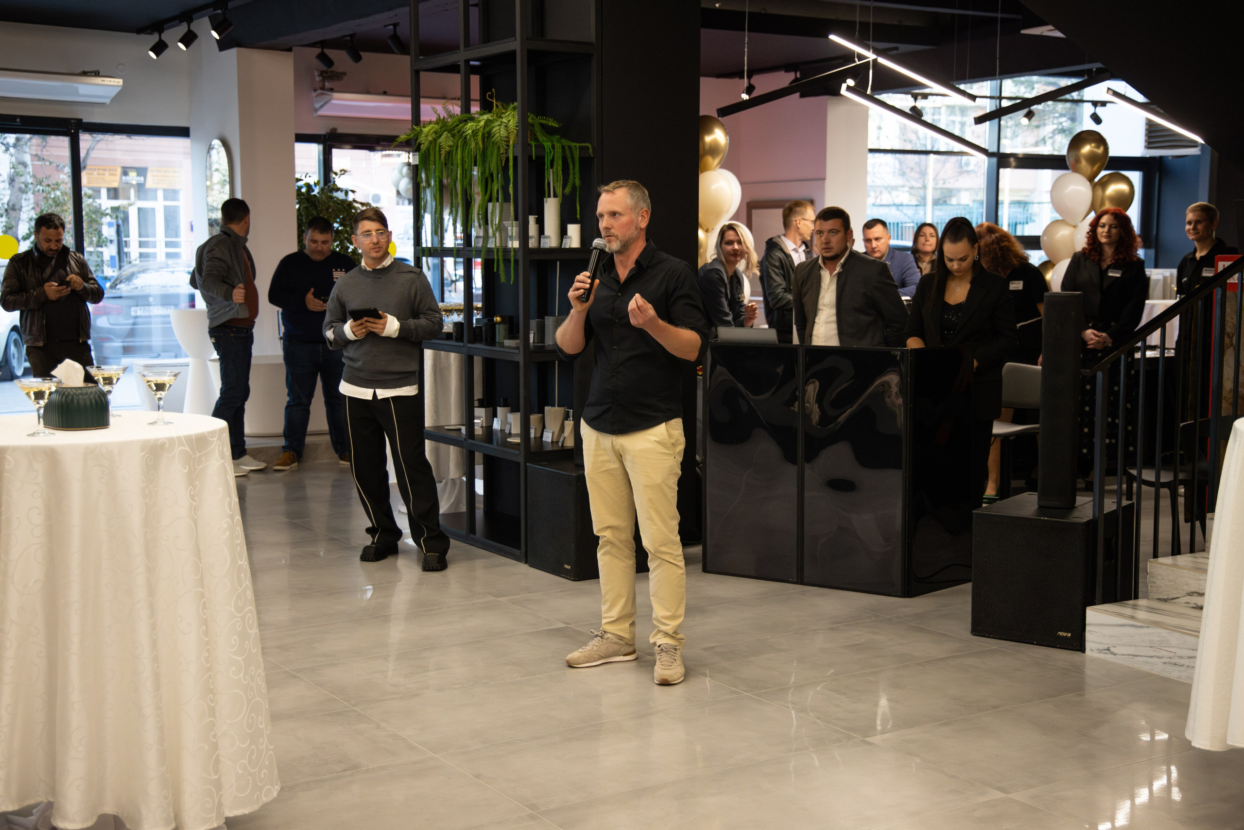 Неолит. Открытие магазина. Ваш экстрим фотограф Кудрева Яна