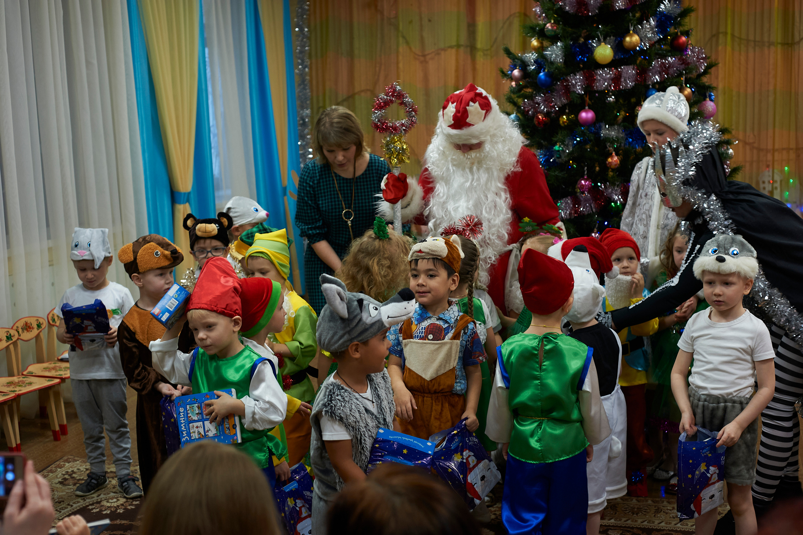 Новый год в МАДОУ 527. Фото и жизнь