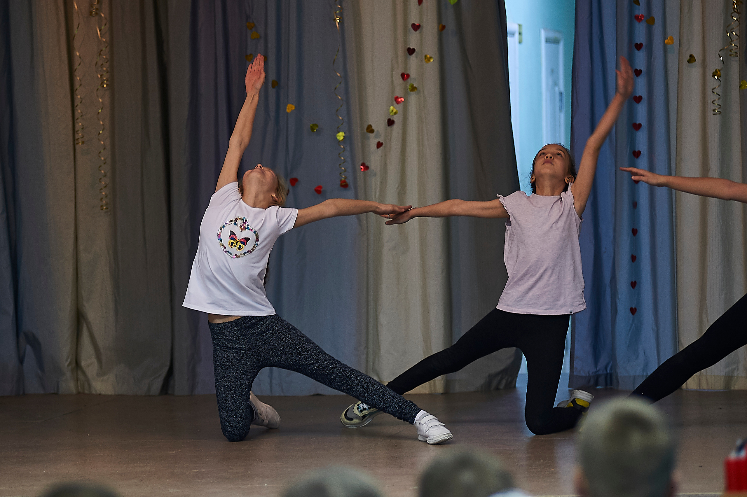 День матери в школе 53 4 Г класс 2019 год. Фото и жизнь