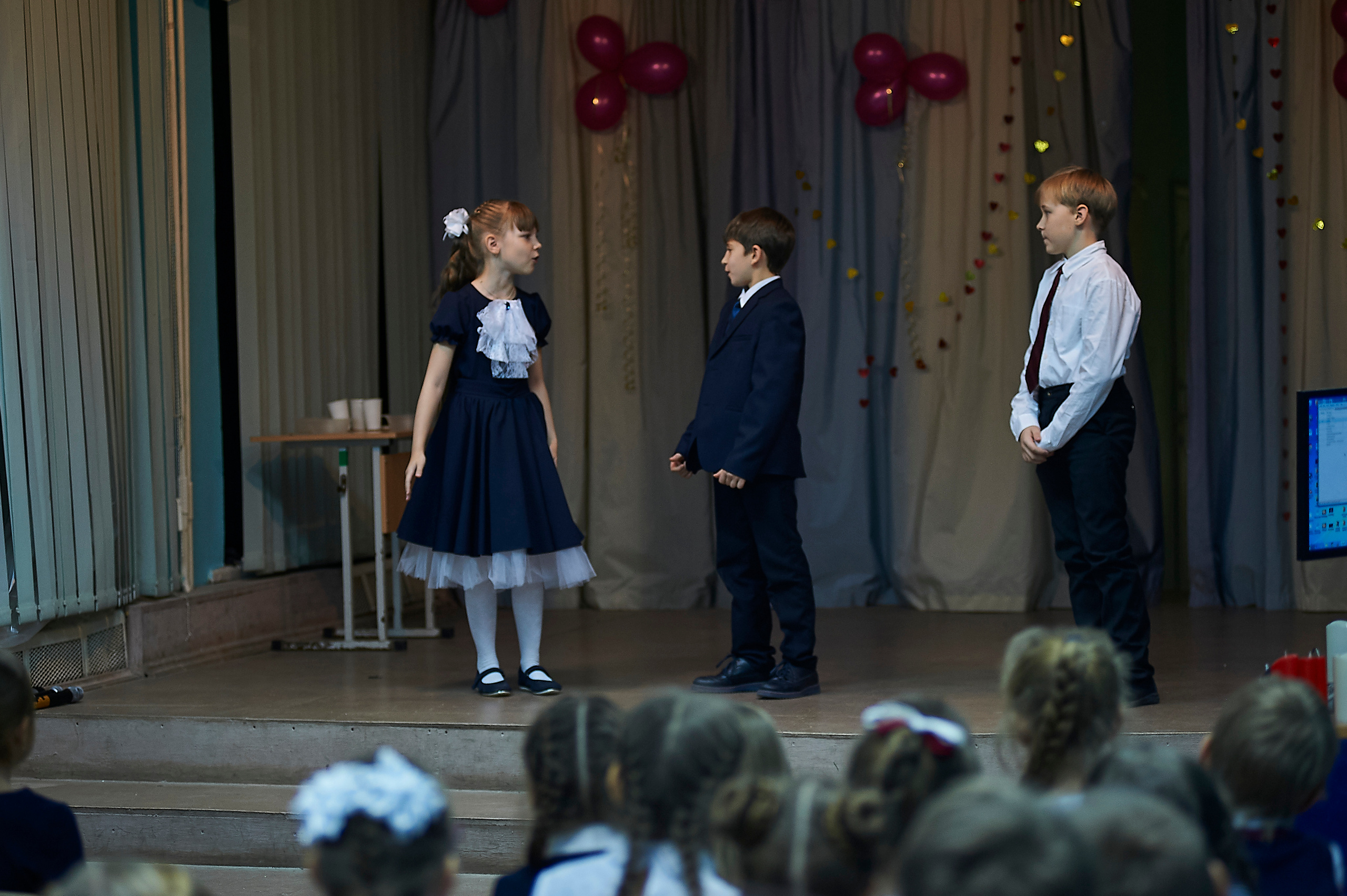 День матери в школе 53 4 Г класс 2019 год. Фото и жизнь