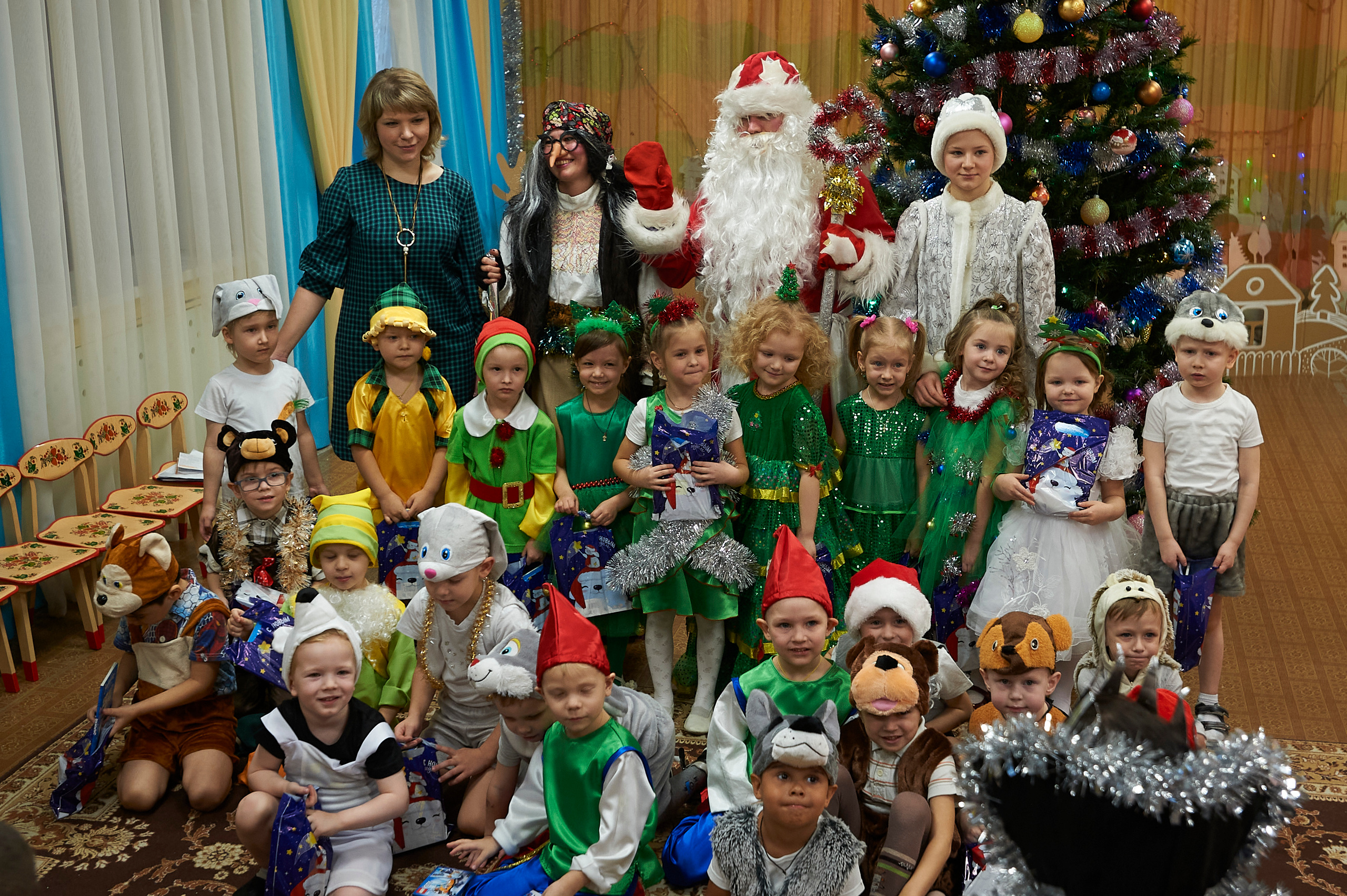 Новый год в МАДОУ 527. Фото и жизнь