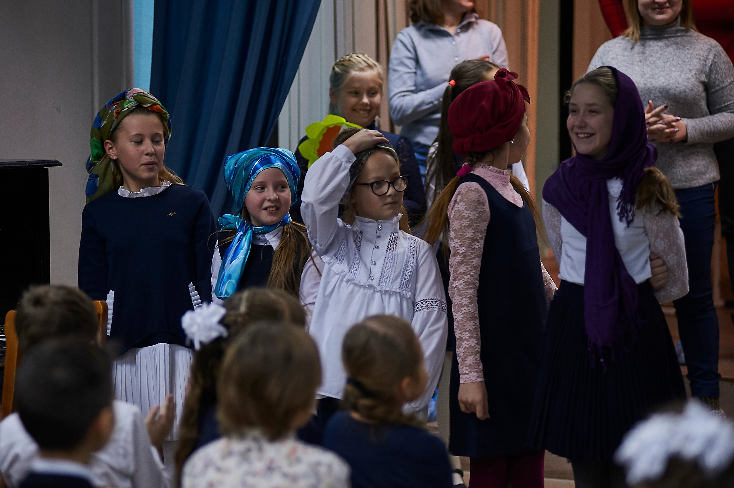 День матери в школе 53 4 Г класс 2019 год. Фото и жизнь