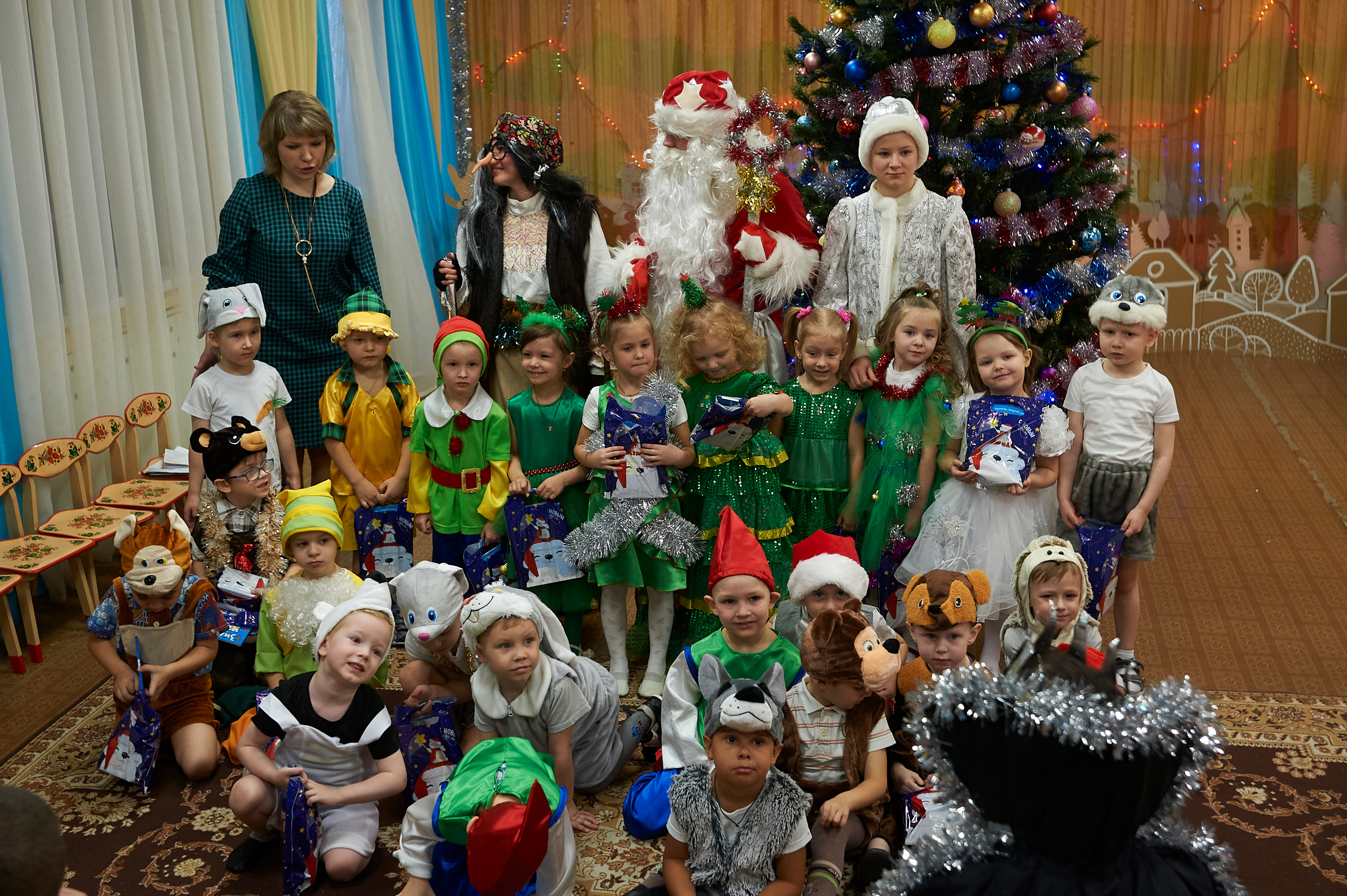 Новый год в МАДОУ 527. Фото и жизнь