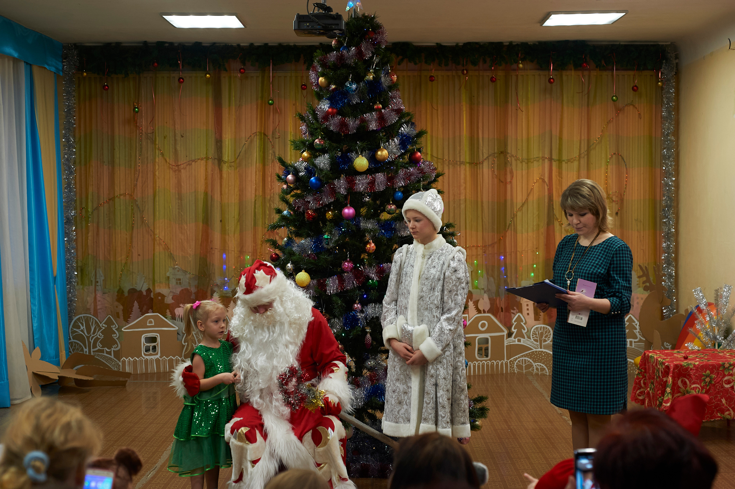 Новый год в МАДОУ 527. Фото и жизнь