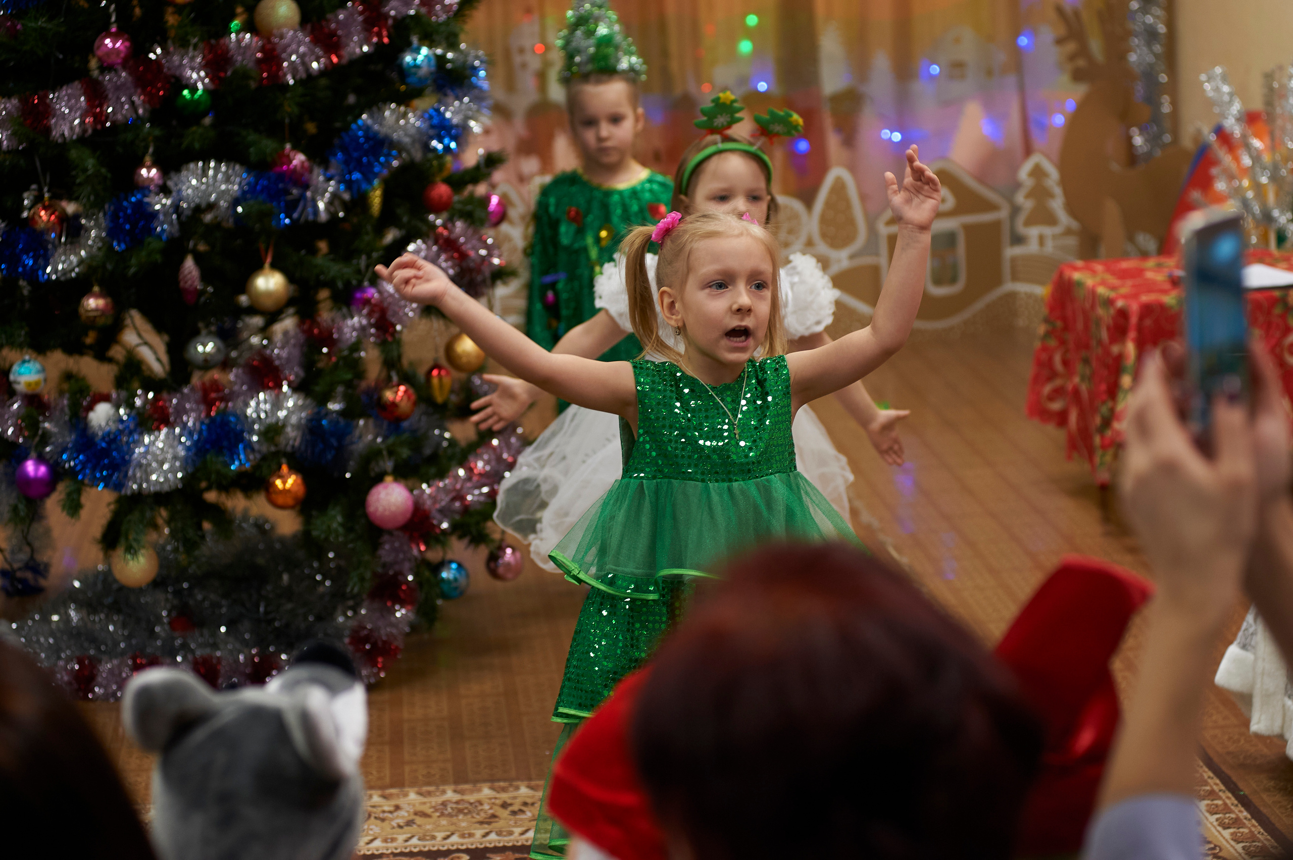 Новый год в МАДОУ 527. Фото и жизнь