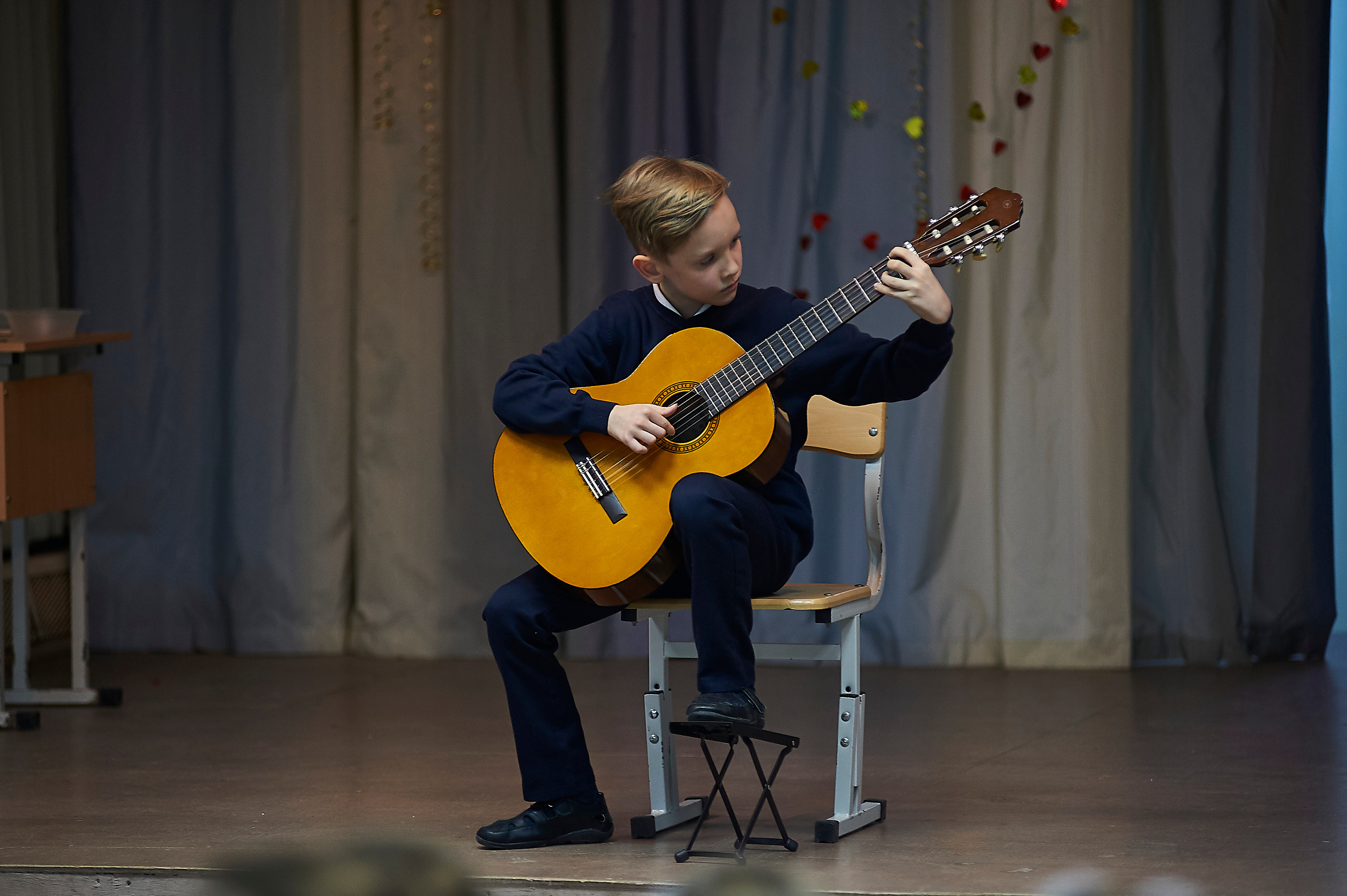 День матери в школе 53 4 Г класс 2019 год. Фото и жизнь