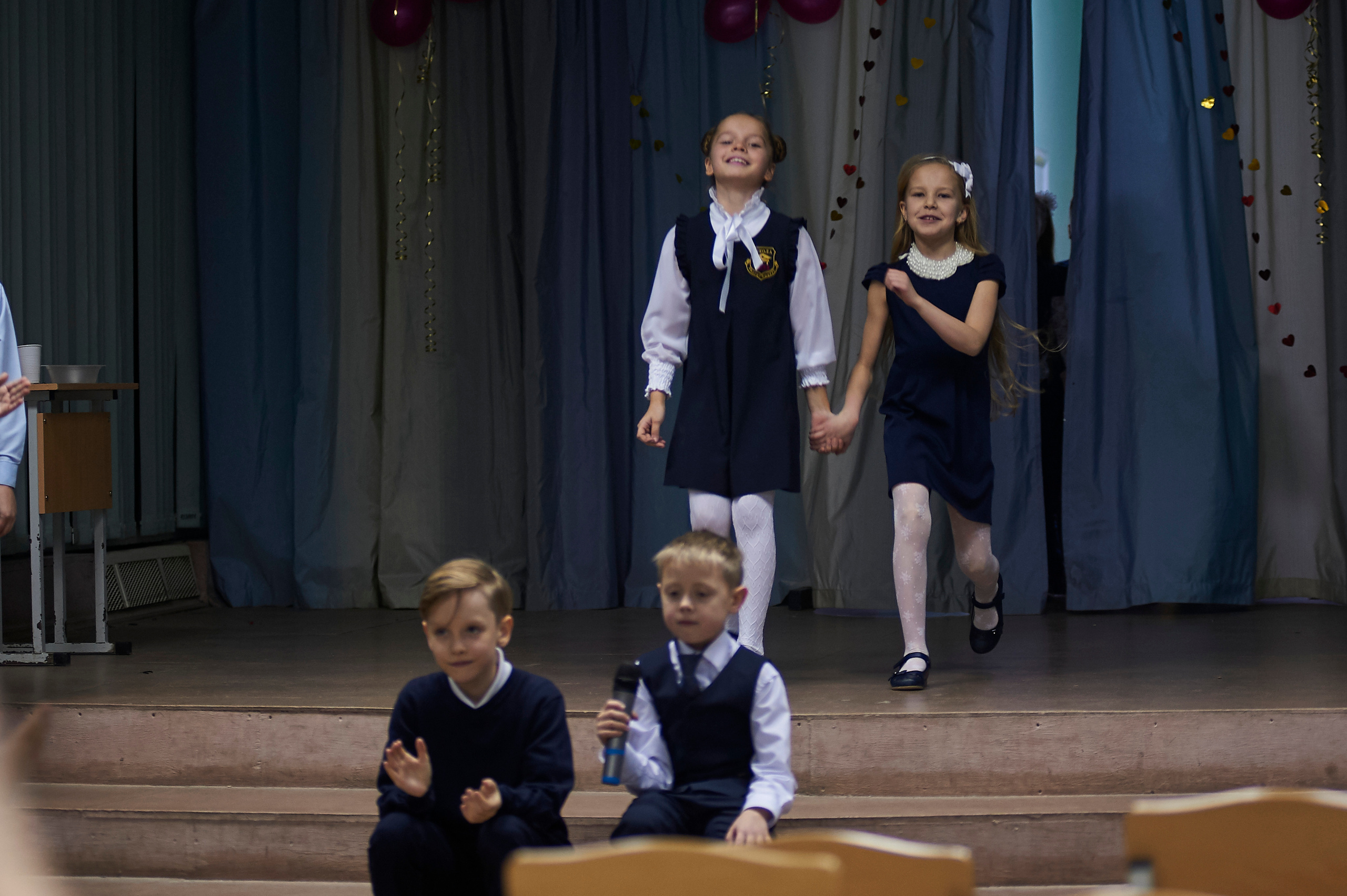 День матери в школе 53 4 Г класс 2019 год. Фото и жизнь