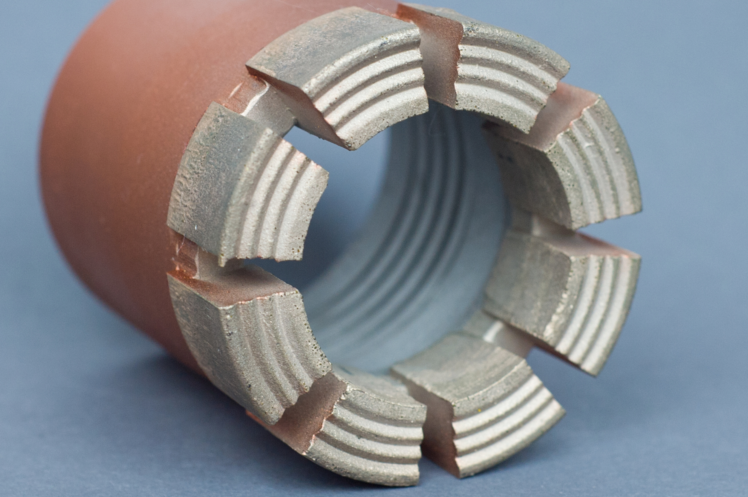 Буровое оборудование коронки и переходники. Алмазная коронка NQ C9 13 mm ECF. Фото и жизнь