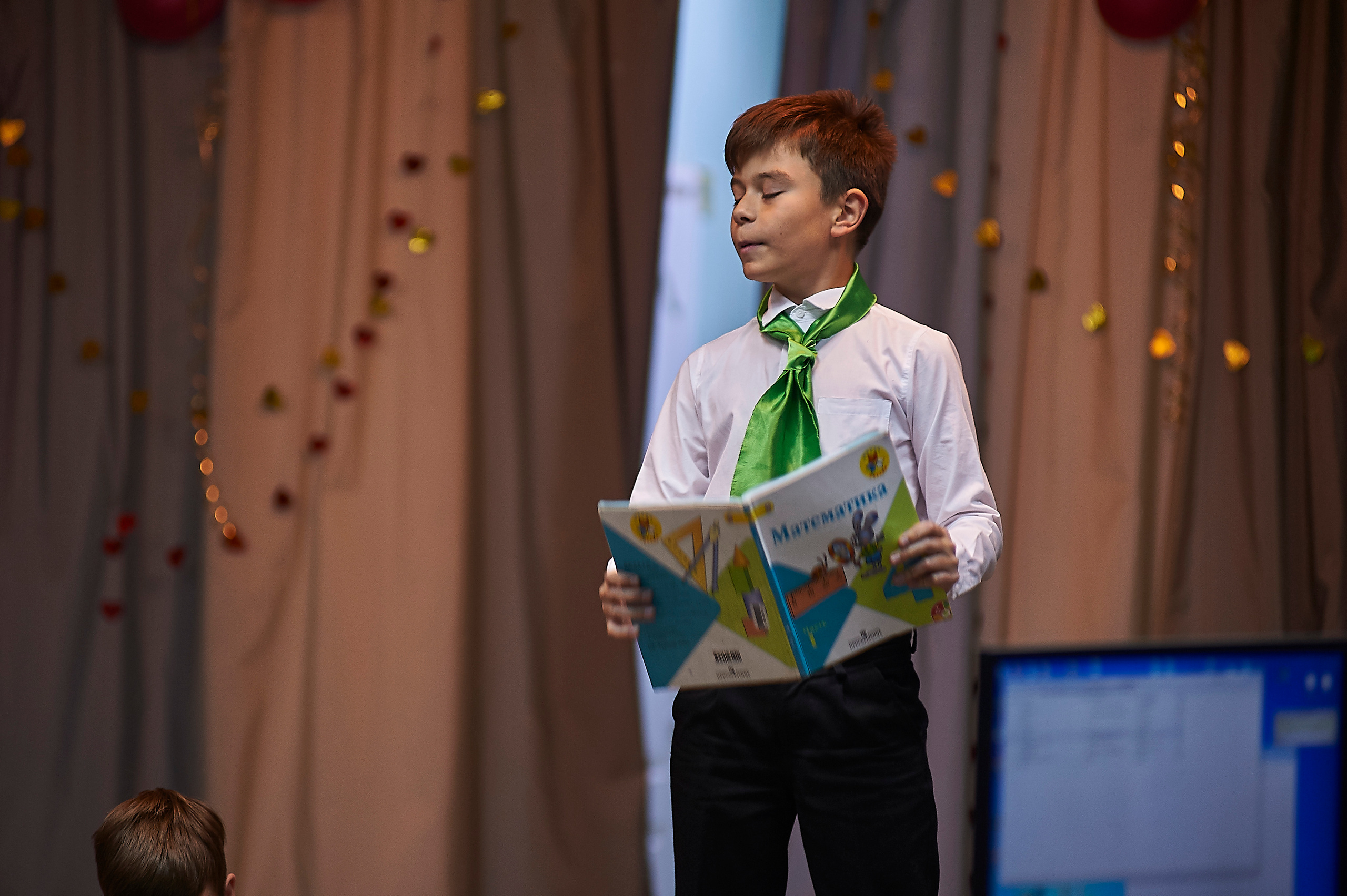 День матери в школе 53 4 Г класс 2019 год. Фото и жизнь