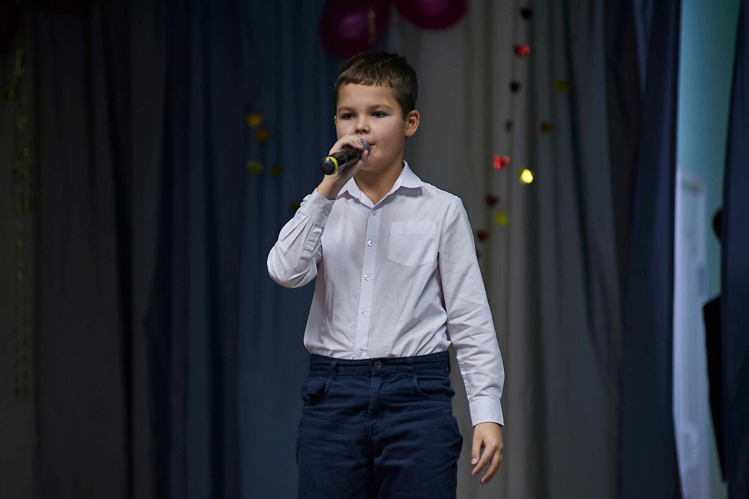 День матери в школе 53 4 Г класс 2019 год. Фото и жизнь