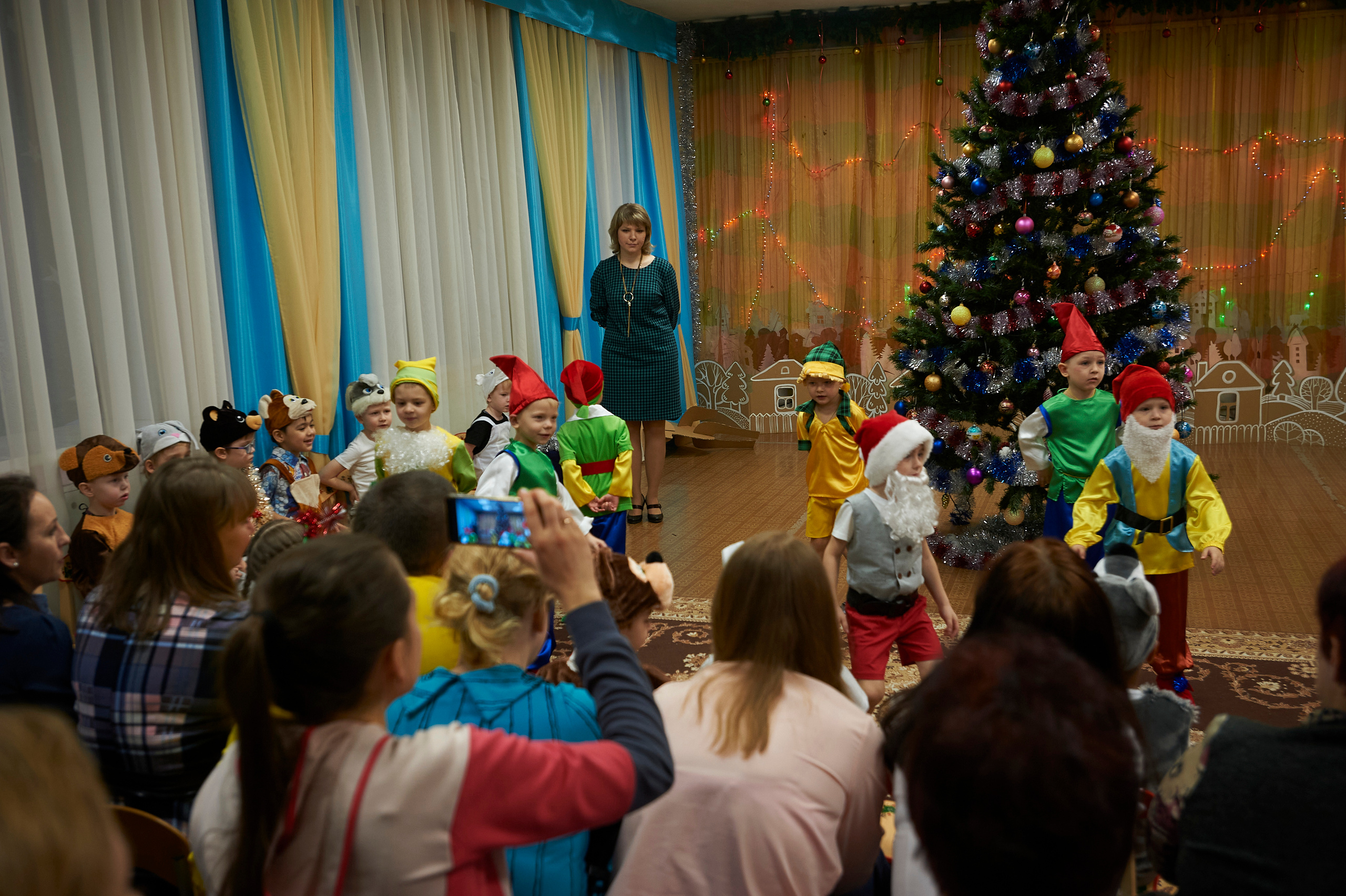 Новый год в МАДОУ 527. Фото и жизнь