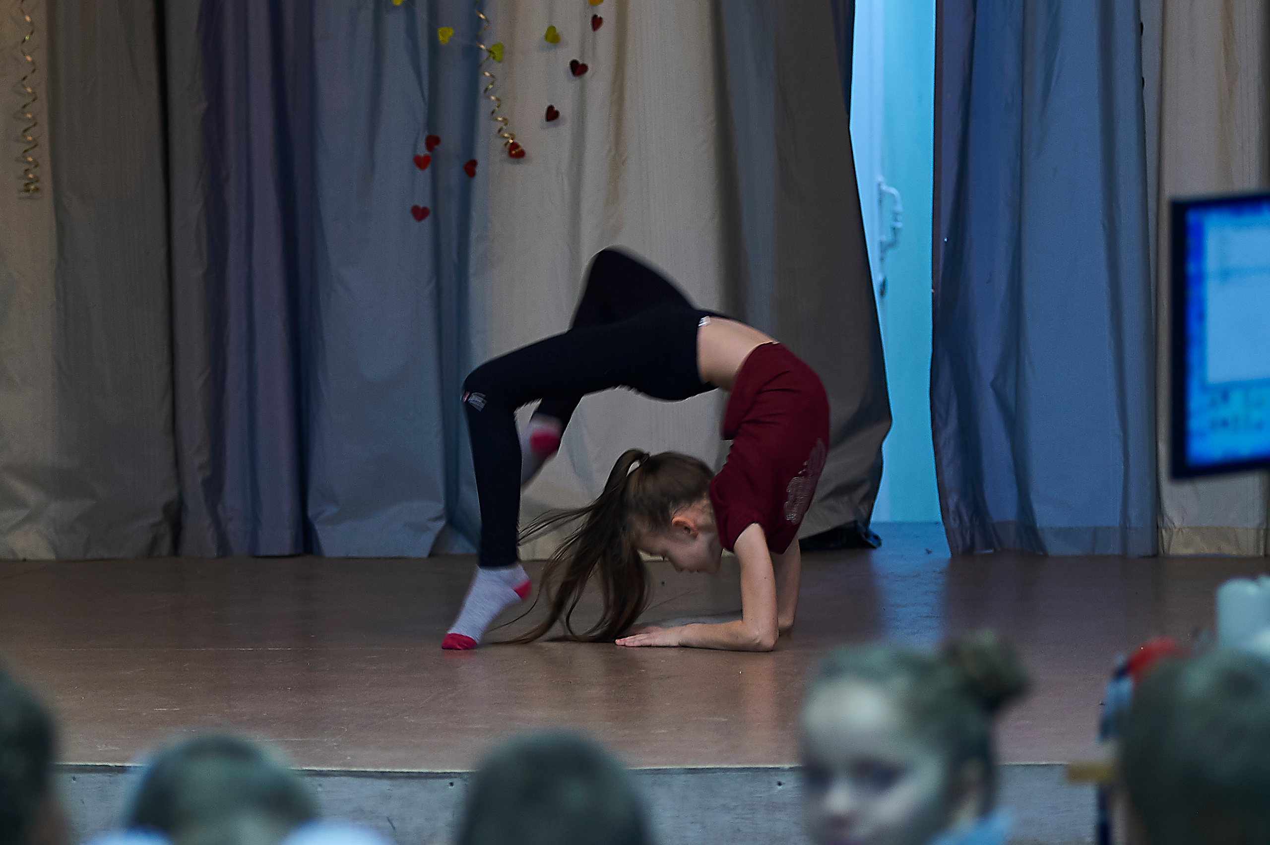 День матери в школе 53 4 Г класс 2019 год. Фото и жизнь