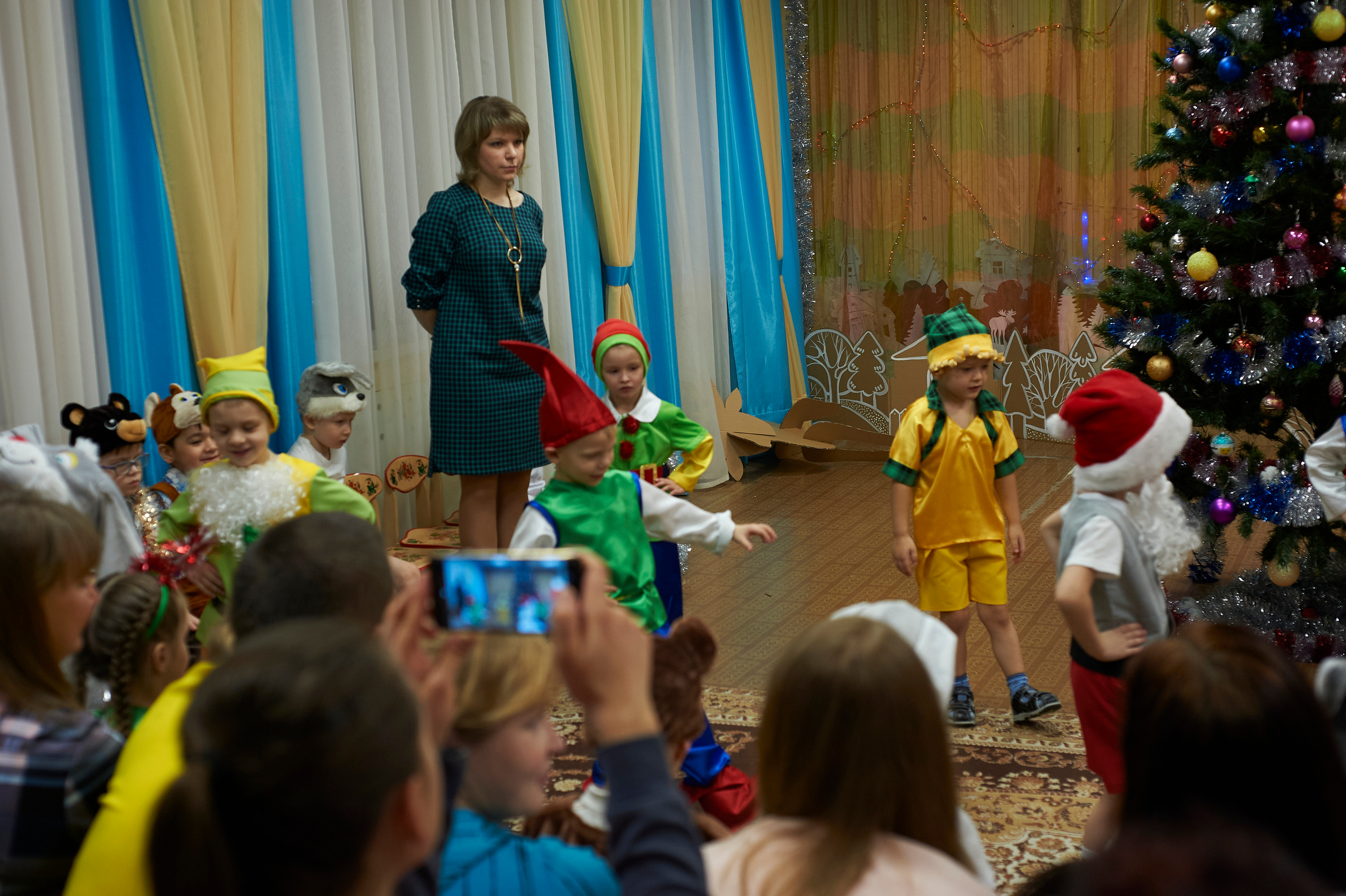 Новый год в МАДОУ 527. Фото и жизнь