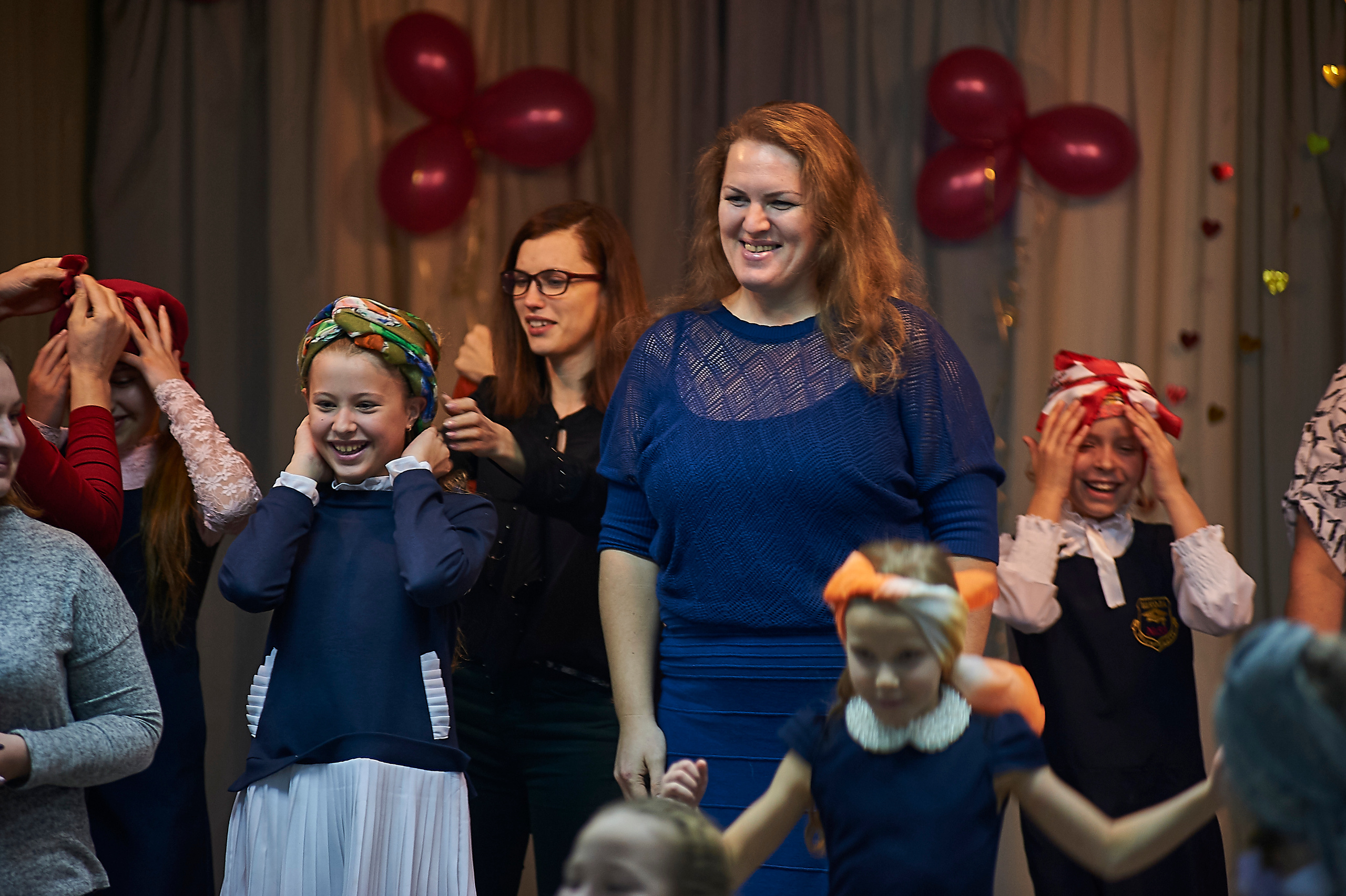 День матери в школе 53 4 Г класс 2019 год. Фото и жизнь