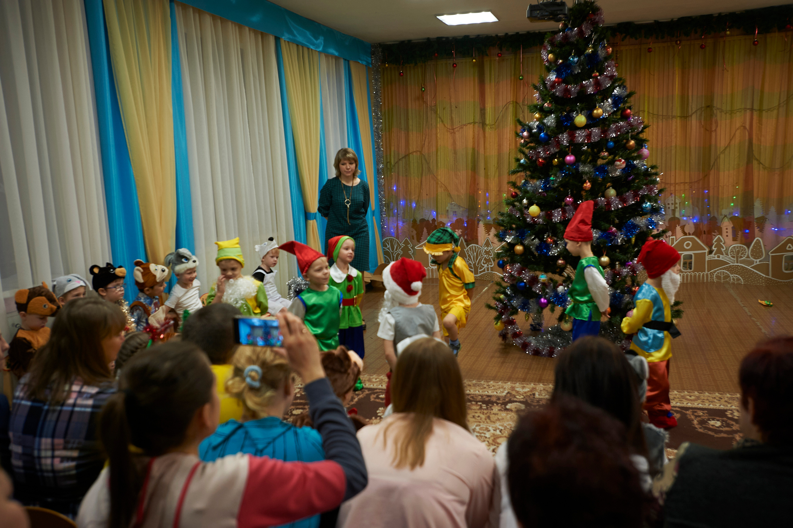 Новый год в МАДОУ 527. Фото и жизнь