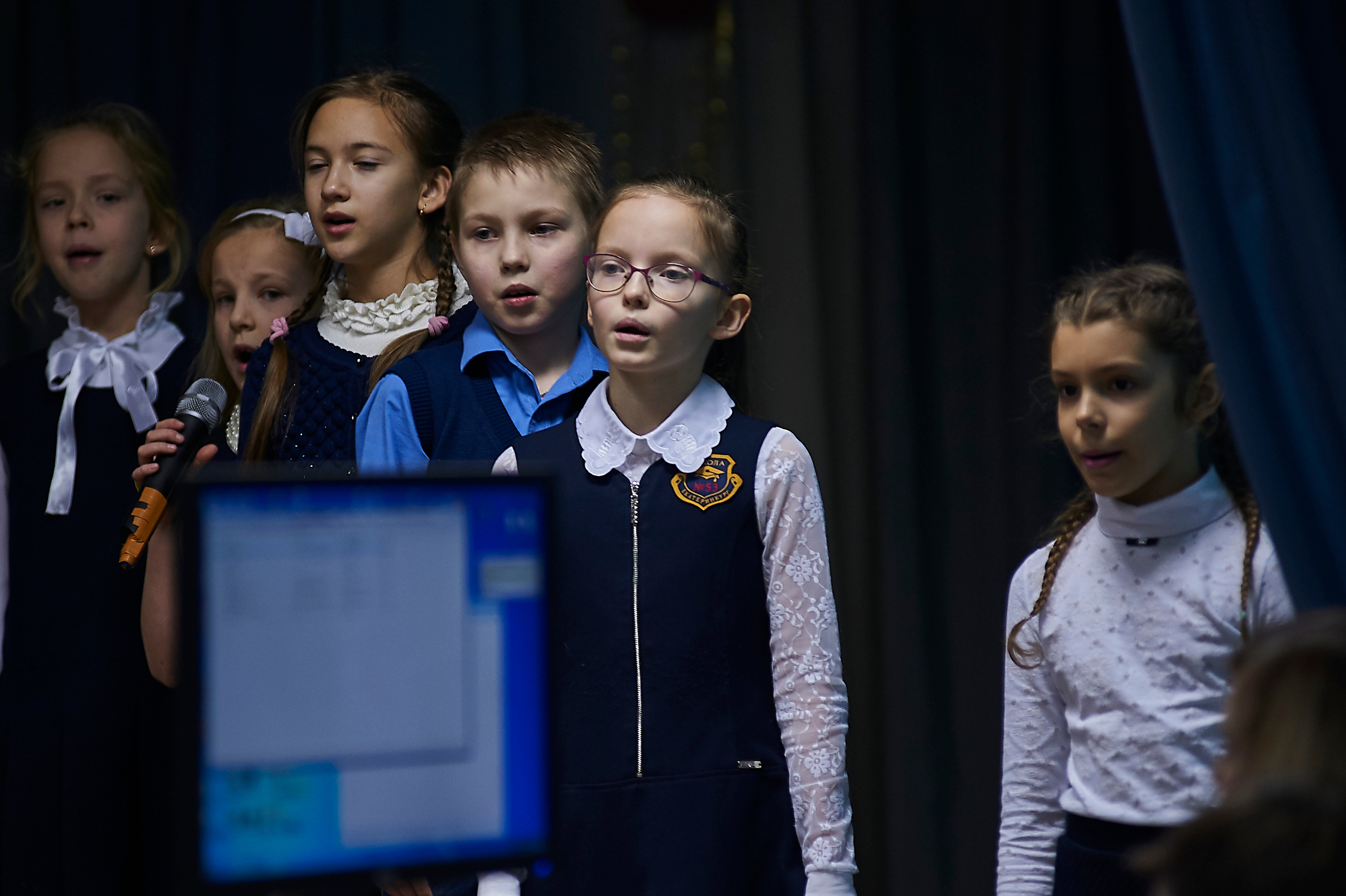 День матери в школе 53 4 Г класс 2019 год. Фото и жизнь