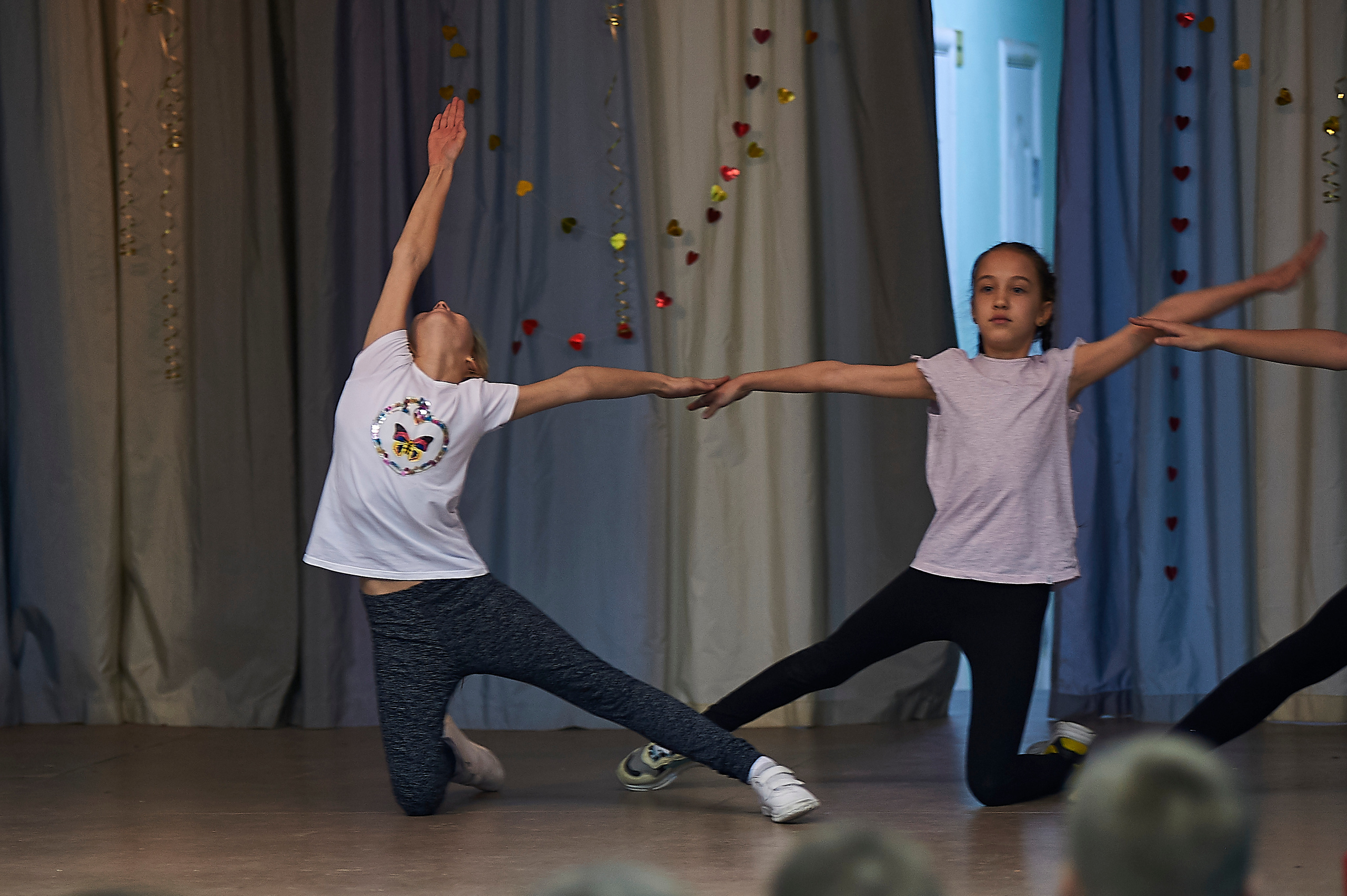 День матери в школе 53 4 Г класс 2019 год. Фото и жизнь