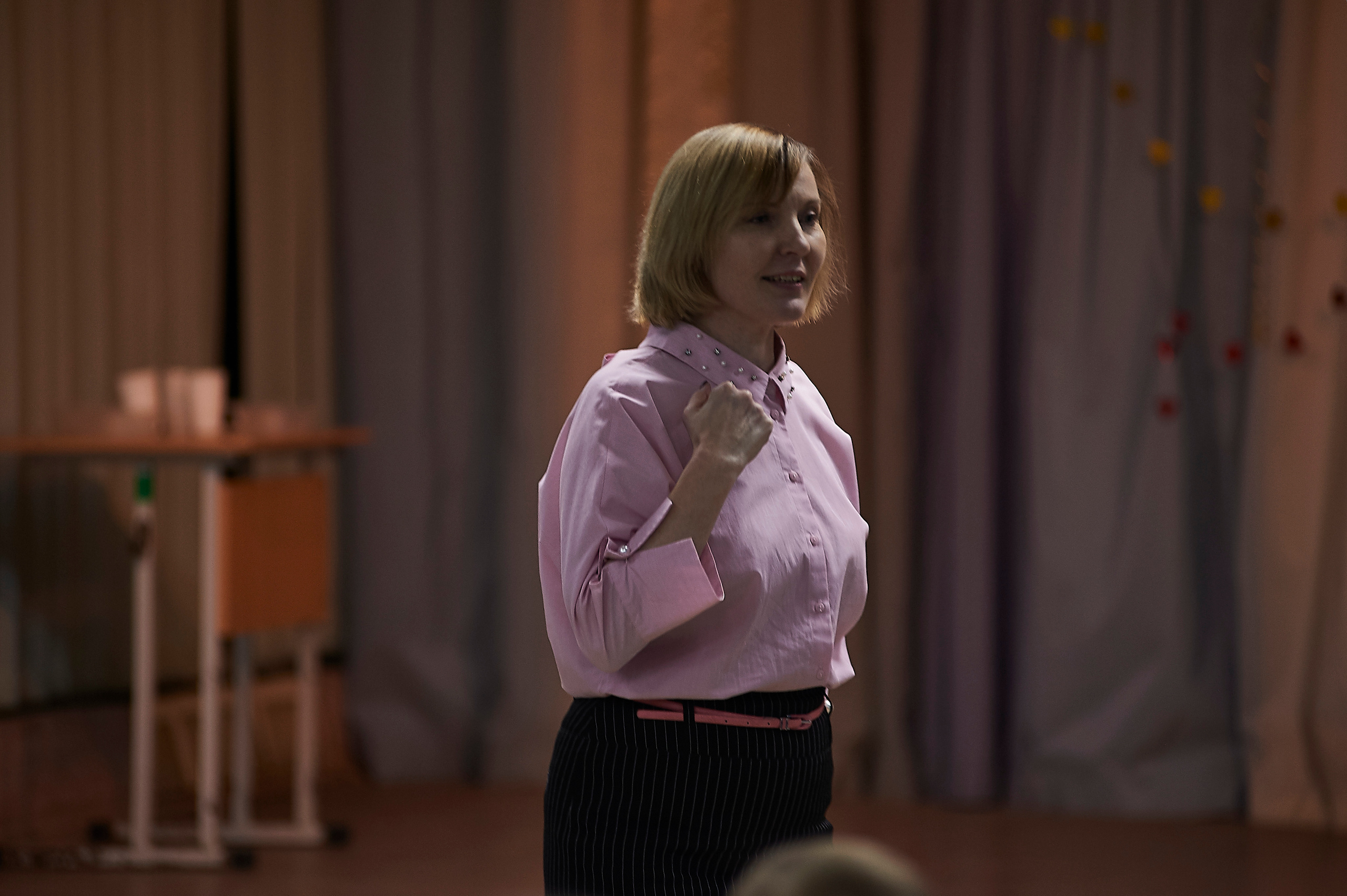 День матери в школе 53 4 Г класс 2019 год. Фото и жизнь