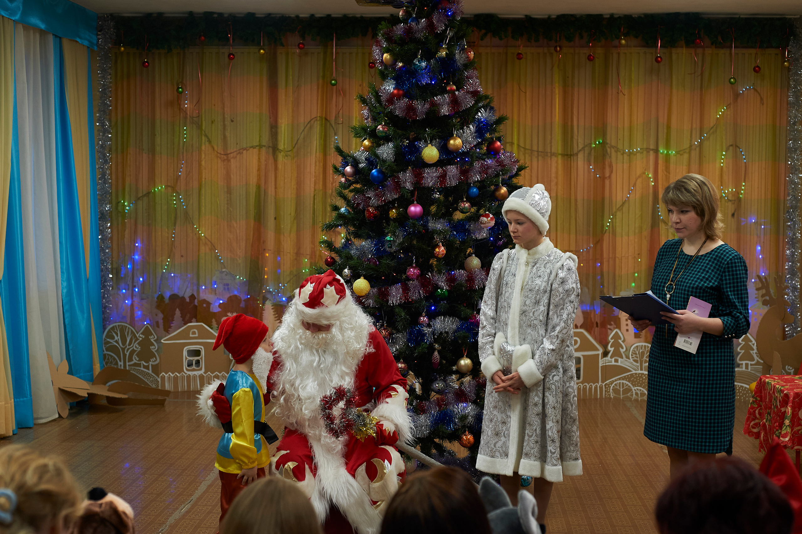 Новый год в МАДОУ 527. Фото и жизнь