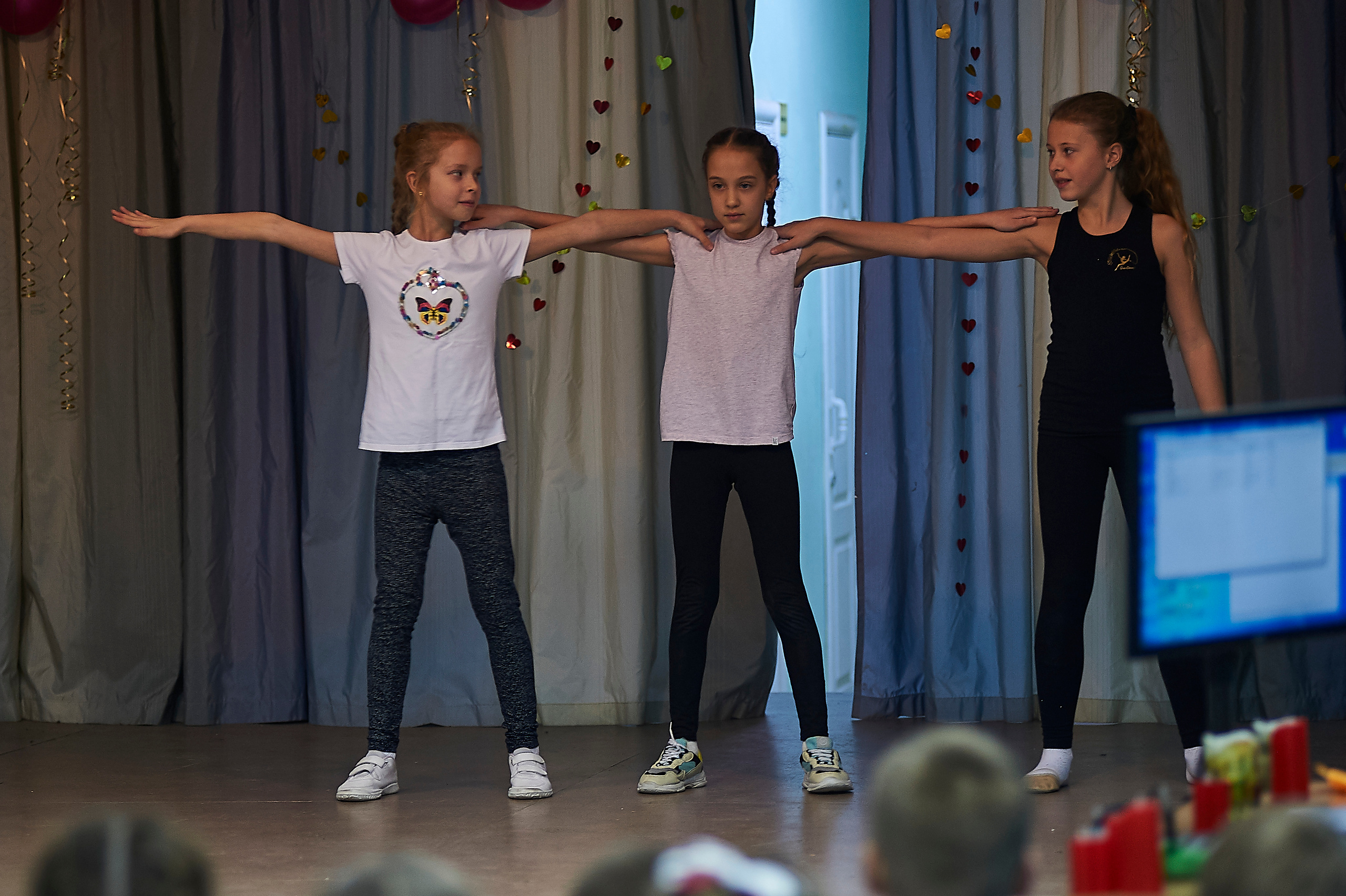 День матери в школе 53 4 Г класс 2019 год. Фото и жизнь