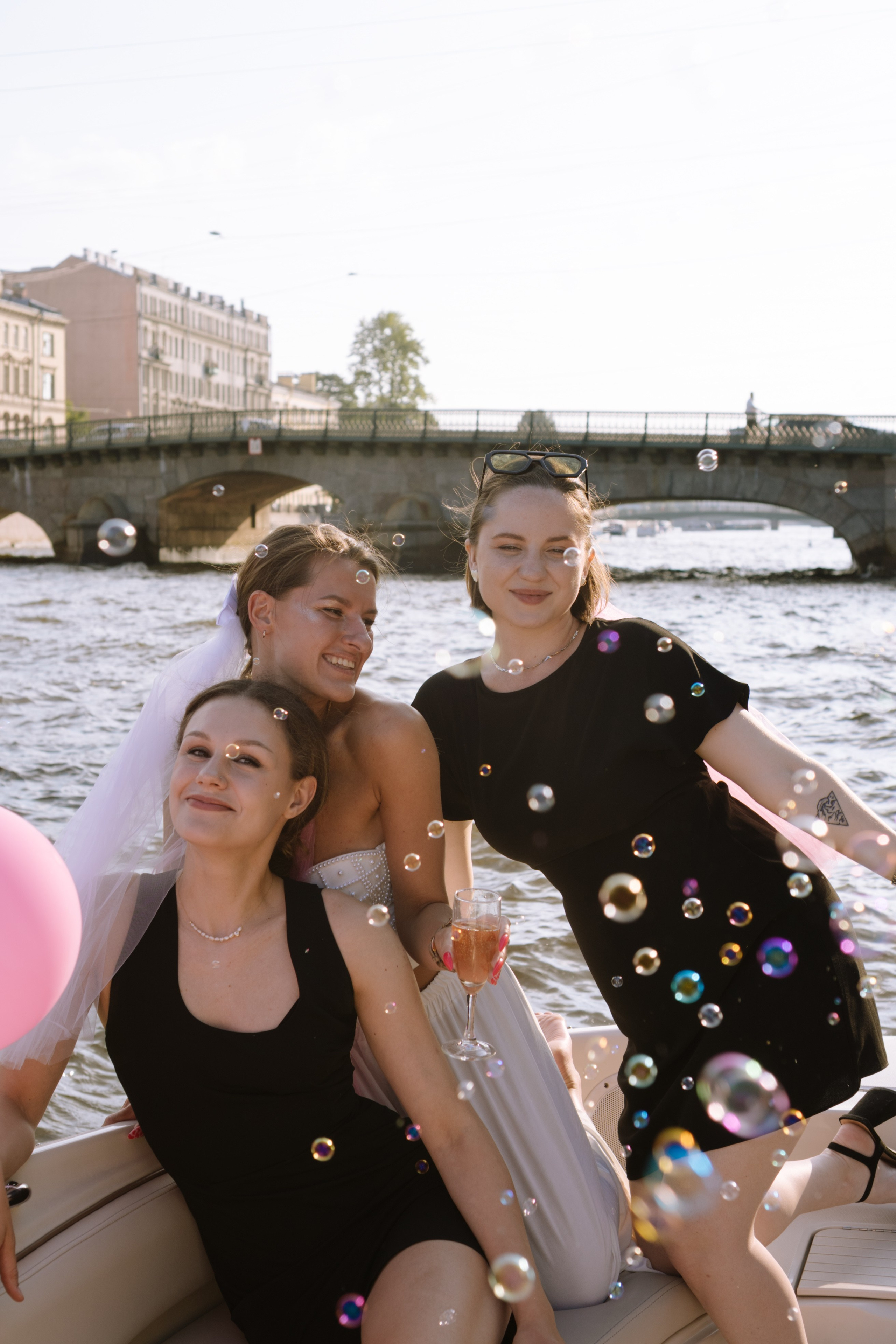 ДЕВИЧНИК НА КАТЕРЕ. Профессиональный фотограф, Санкт-Петербург — Виктория Богомолова