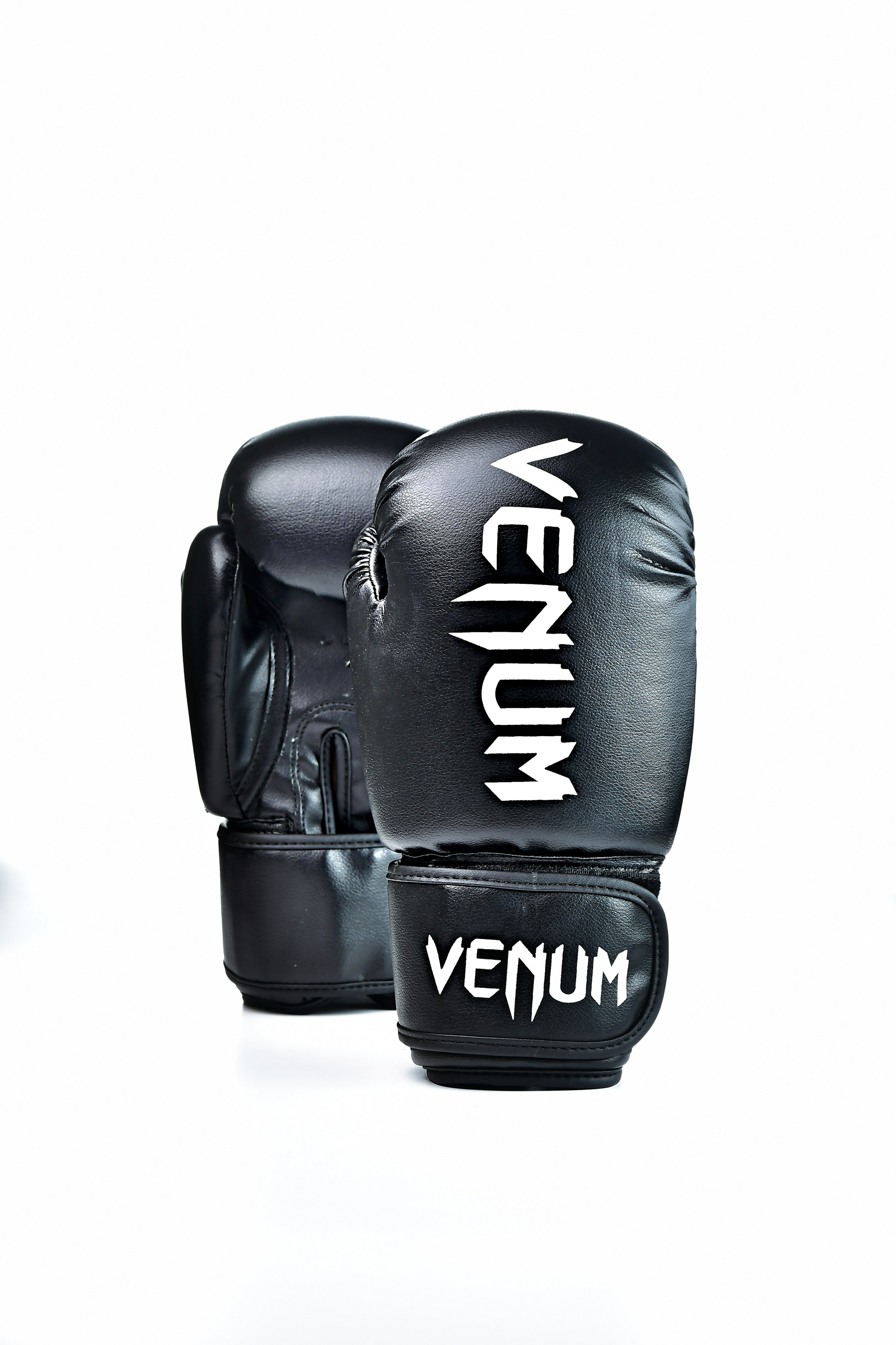 Перчатки для боксеров