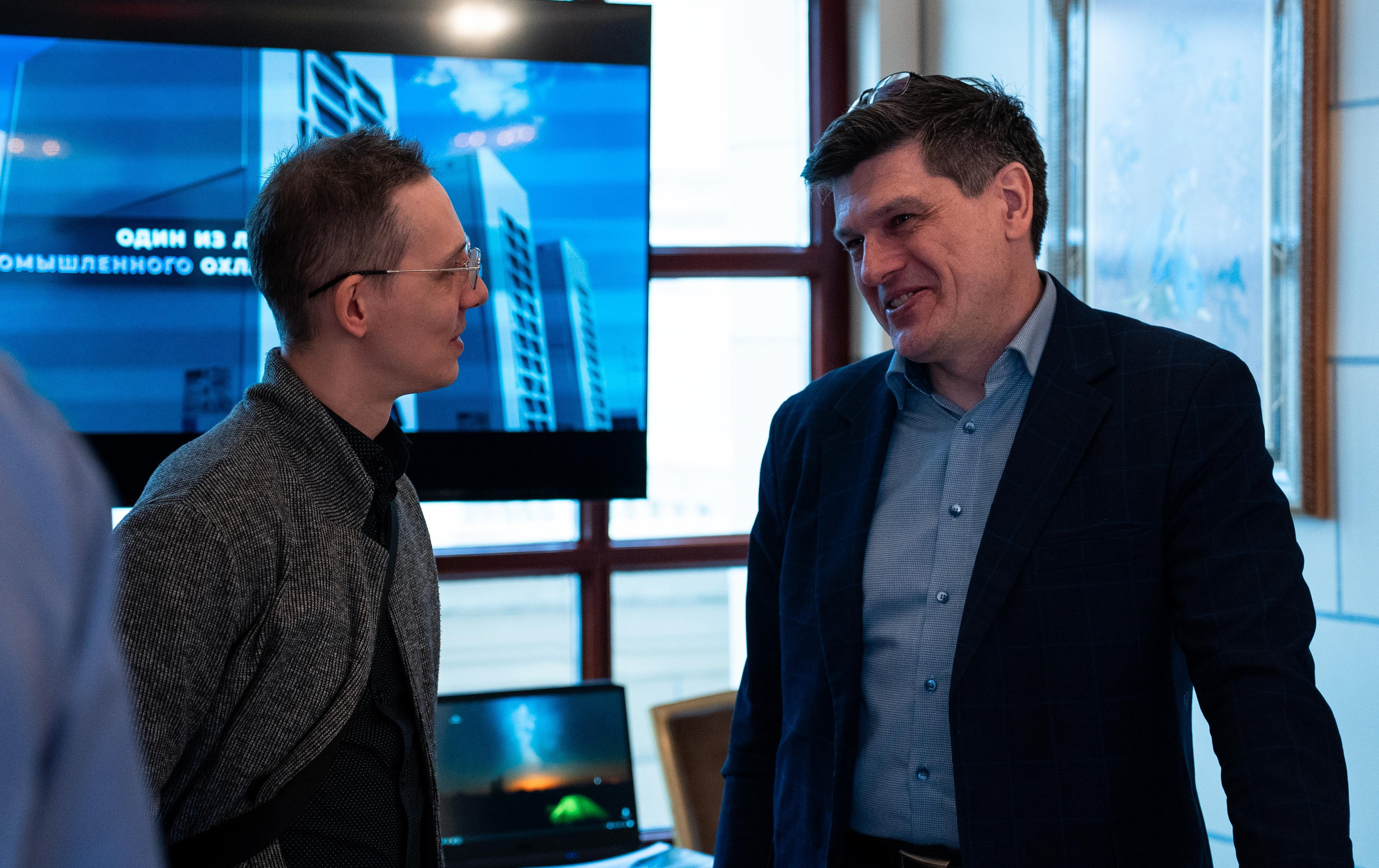 Telinter 15.04.2026. Коммерческий и художественный фотограф и видеограф в Москве Арсений Тургенев