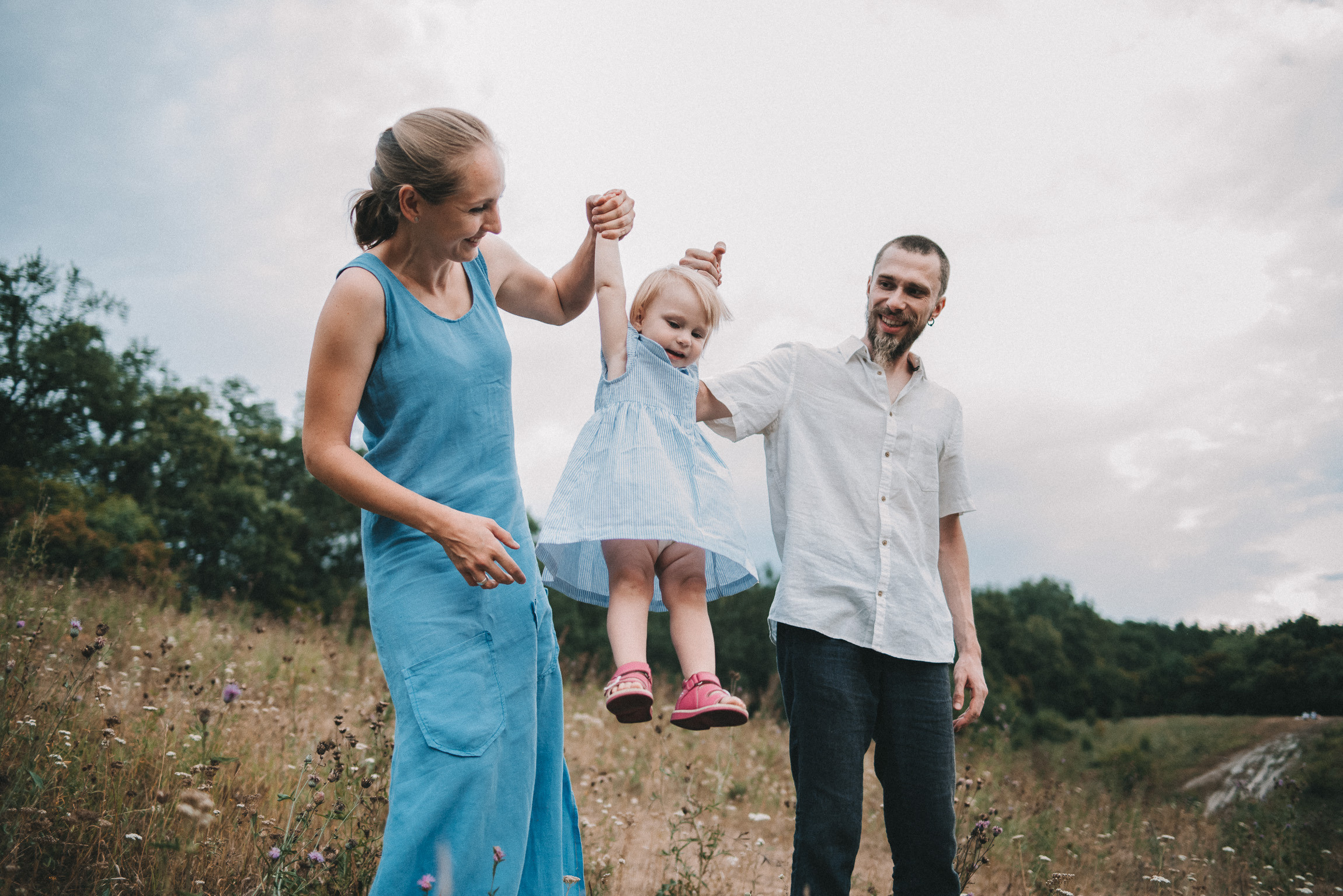 Саша — путешественница. Фотограф новорожденных в стиле lifestyle в Воронеже Юлия Ключникова