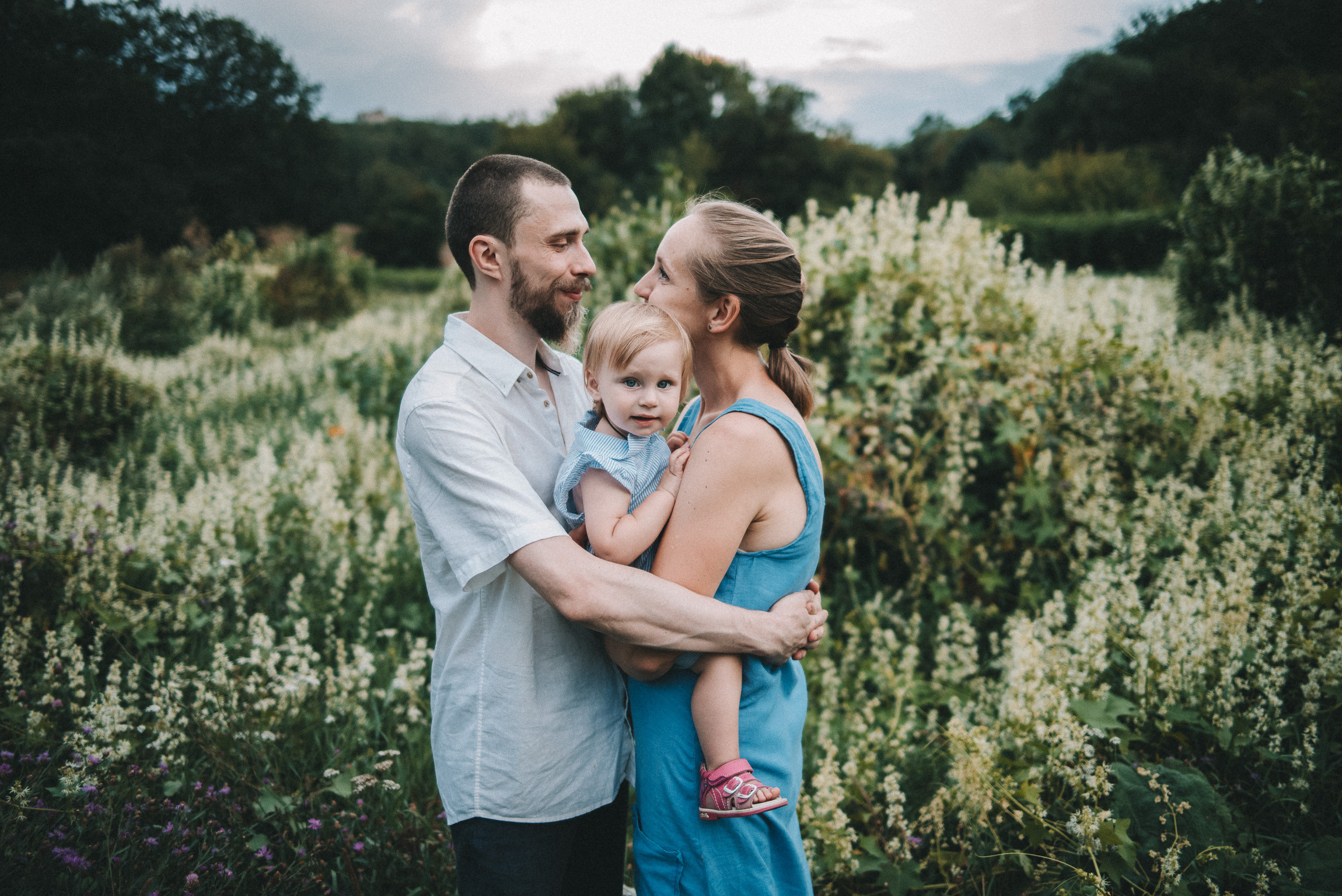 Саша — путешественница. Фотограф новорожденных в стиле lifestyle в Воронеже Юлия Ключникова