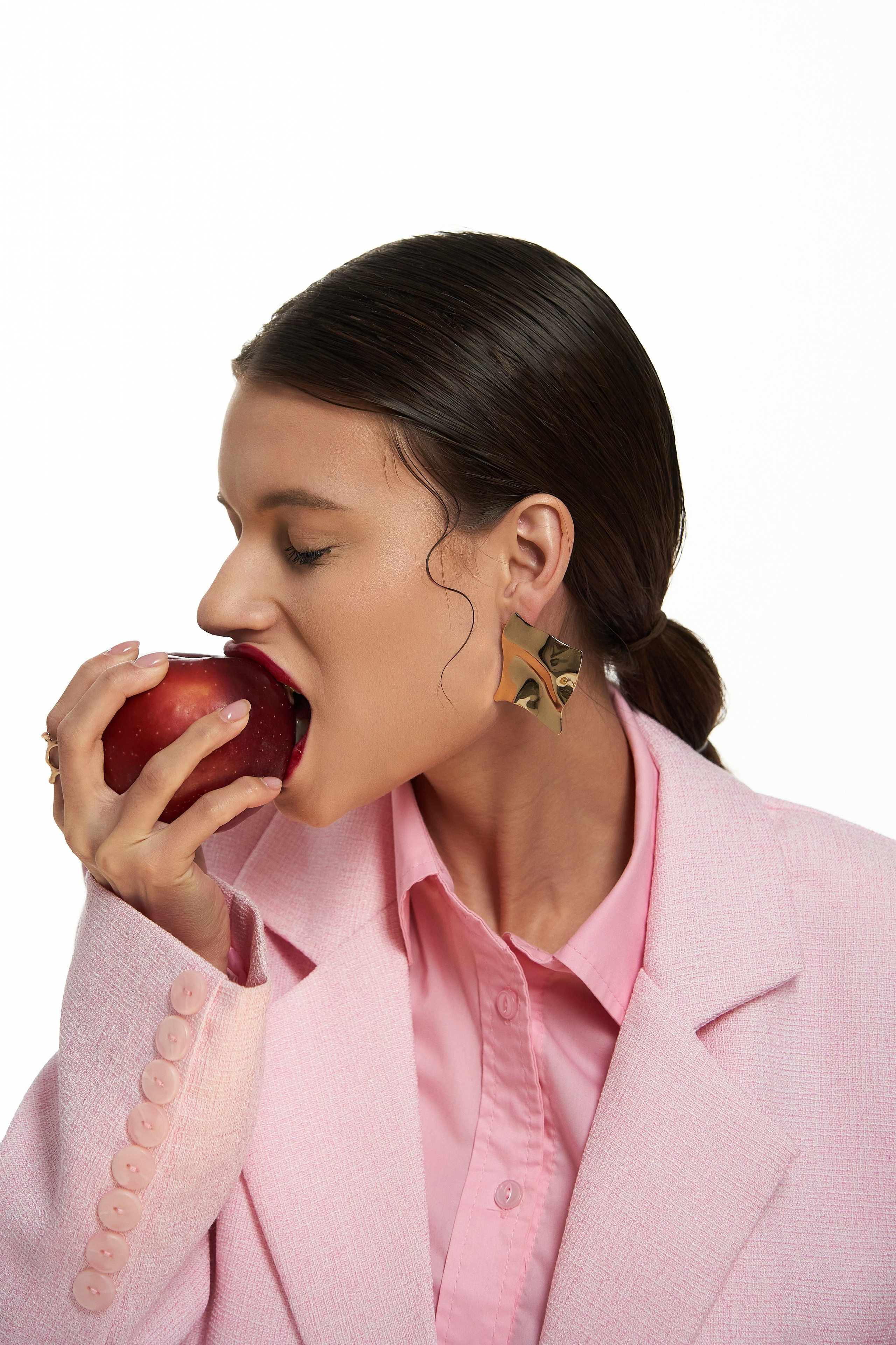 Ирина. Фотограф для брендов и маркетплейсов Екатеринбург Екатерина Дроздова