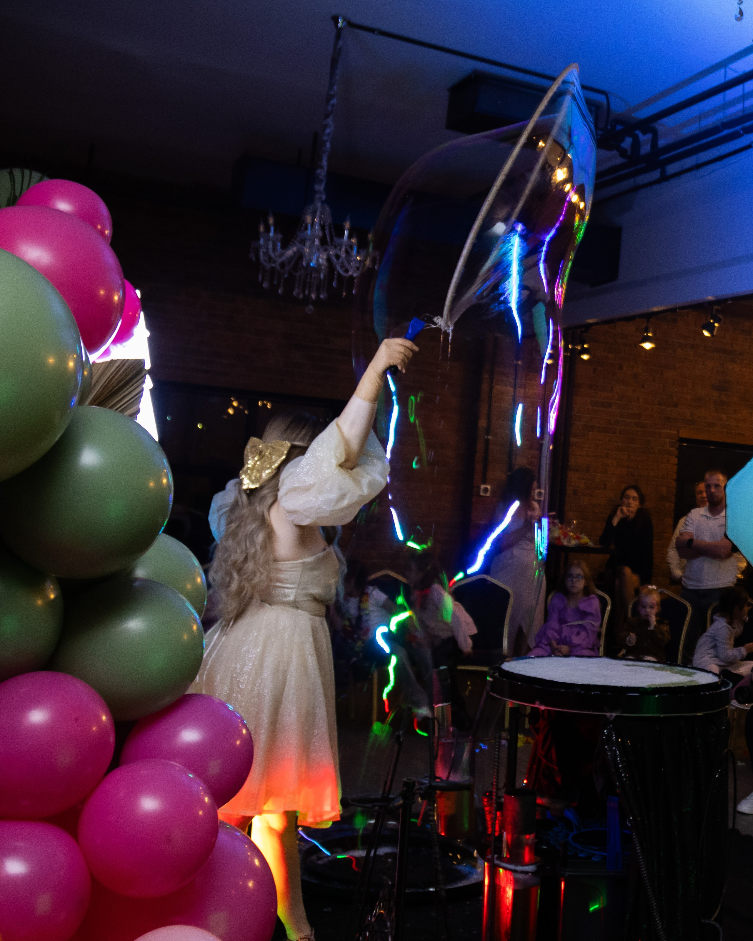 День Рожденья Оливия 7 лет. Портретный Студийный и уличный фотограф Москва. Индивидуальные, Семейные, Беременность, Будуар, Каталог, контент съемки для блога и бизнеса