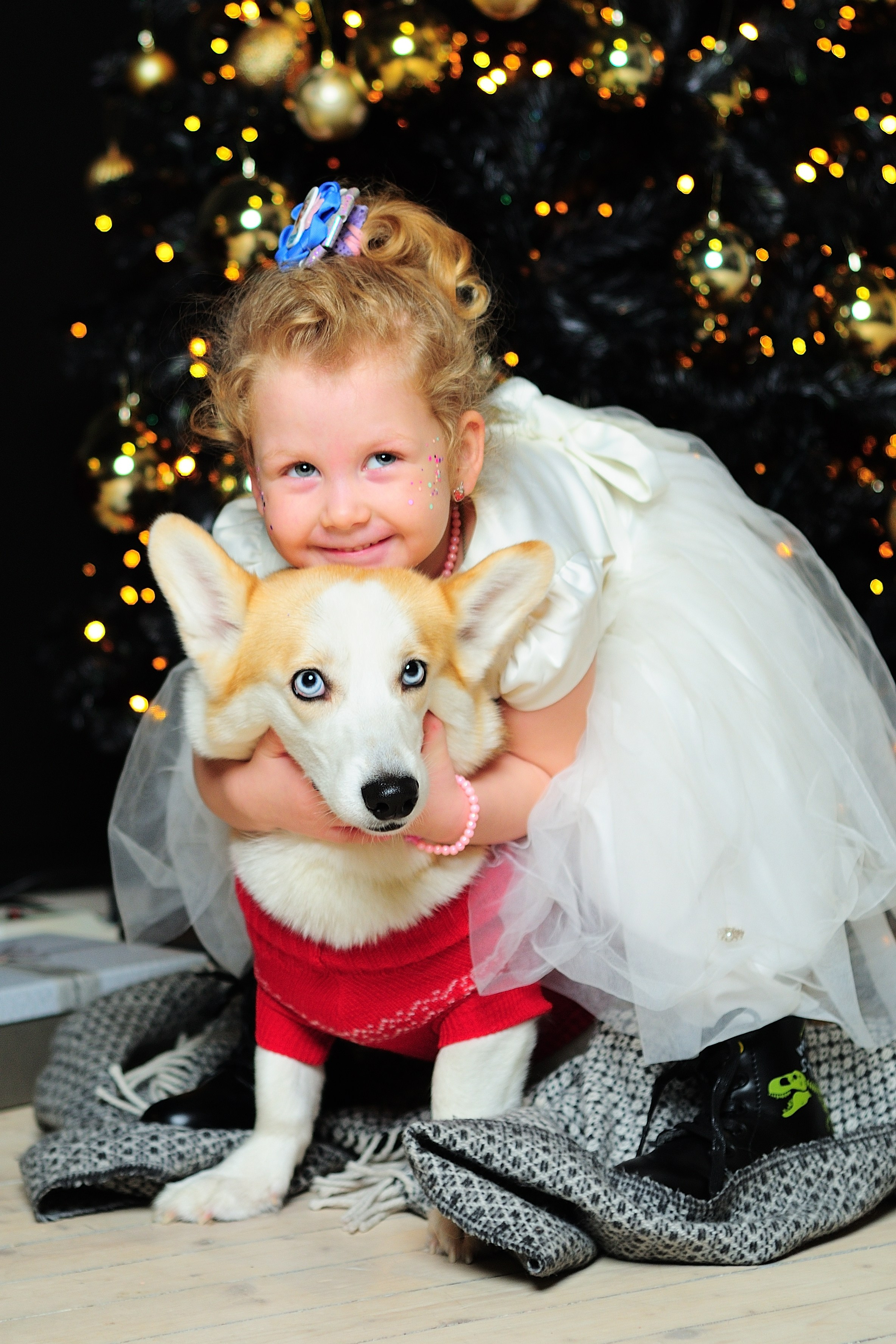 Новый год в студии. Ваш персональный фотограф в Москве ЮША