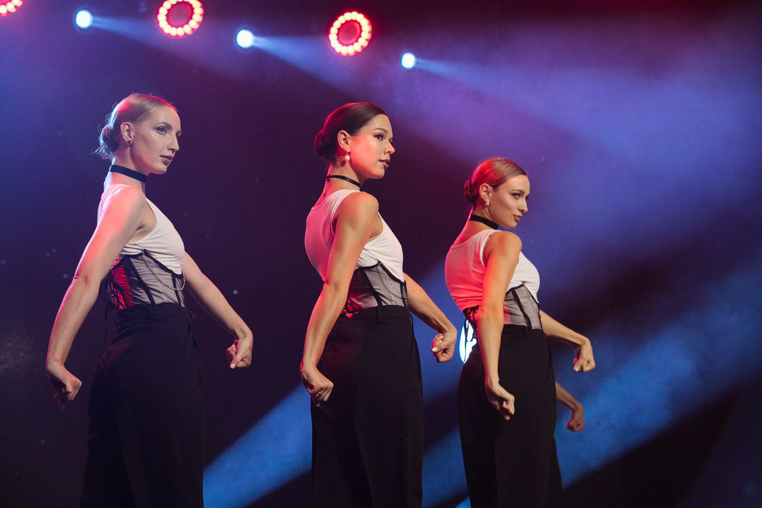 Выступления. VICTOR SAPOZHNIKOV