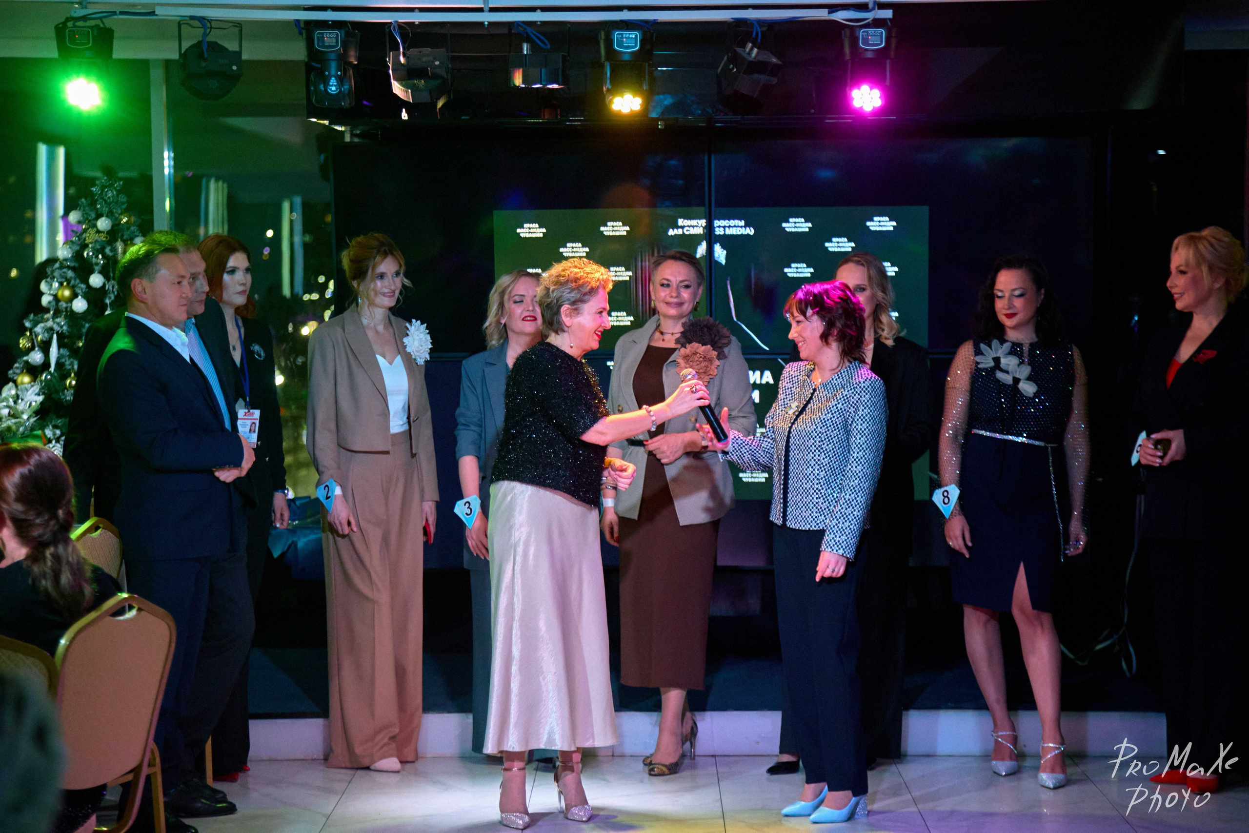 Зал КРАСА МАСС-МЕДИА ЧУВАШИИ. Владимир Суздалов (ProMaXe) — Портретный фотограф, тематические фотосессии в Чебоксарах