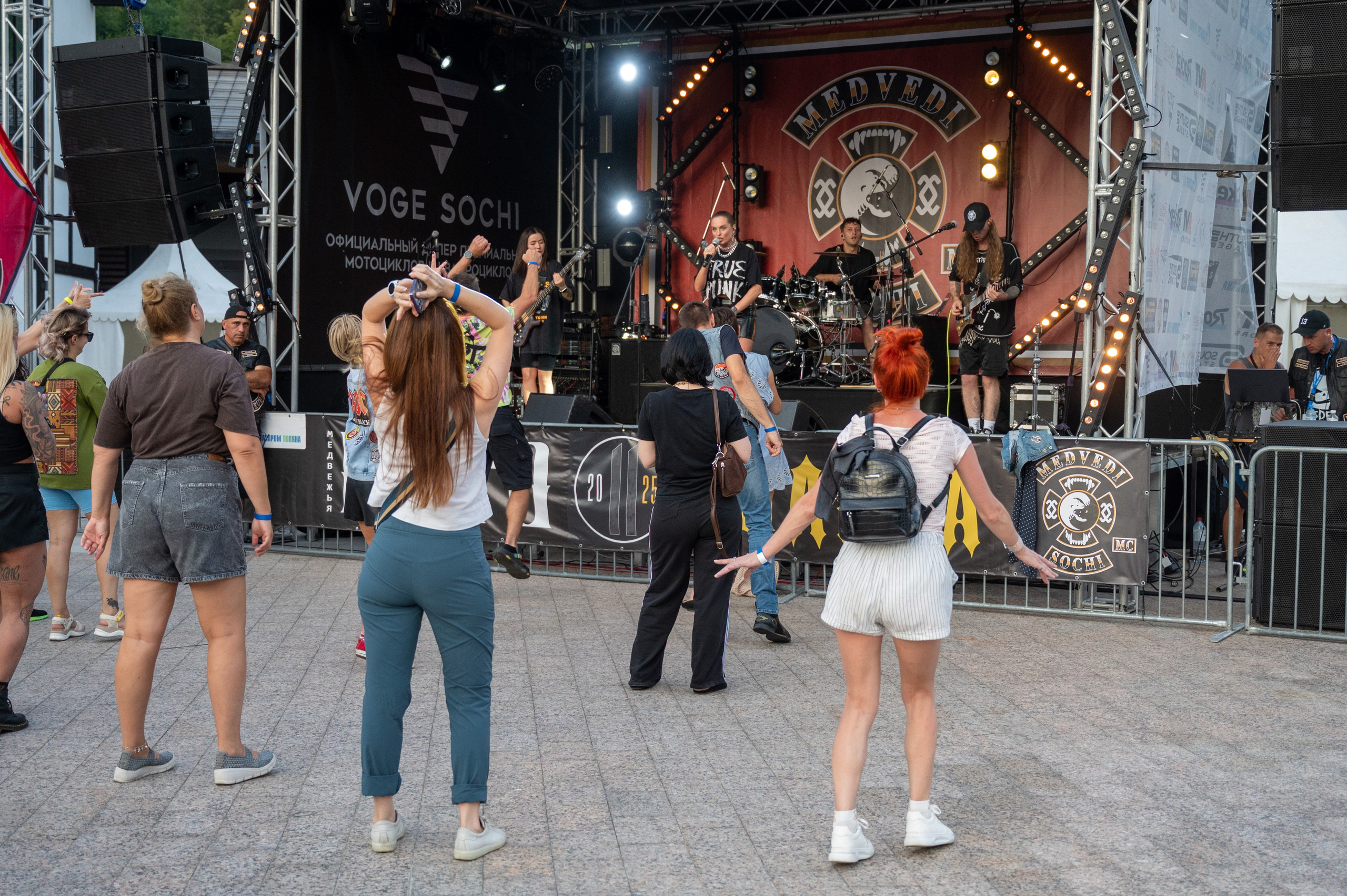 11- ый Ежегодный Байк Фестиваль " Медвежья МОТО ПОЛЯНА». Фотографирую счастливых людей в Сочи