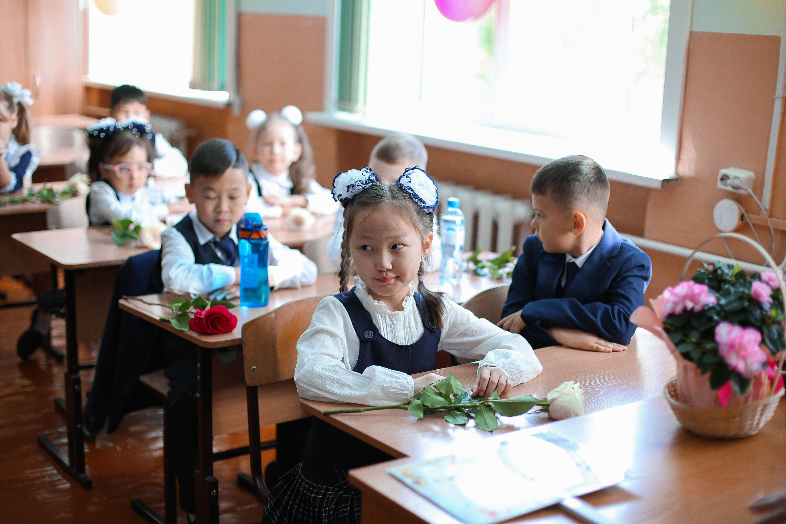 День знаний 2024. Свадебный и Школьный фотограф Улан-Удэ Бурятия Джулия Топоева Выпускные альбомы Фотограф на мероприятие