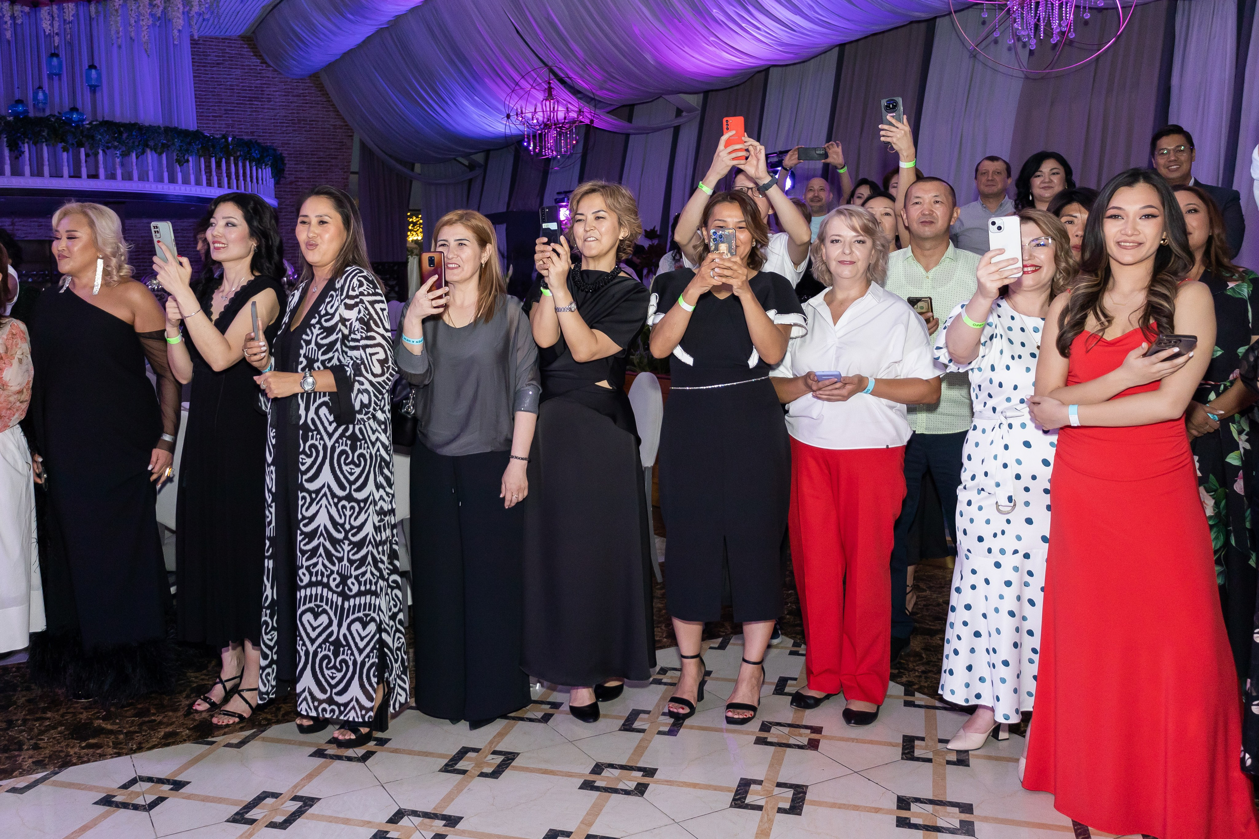 Выпускной вечер | Встреча рассвета. Фото и видеосъемка в Алматы