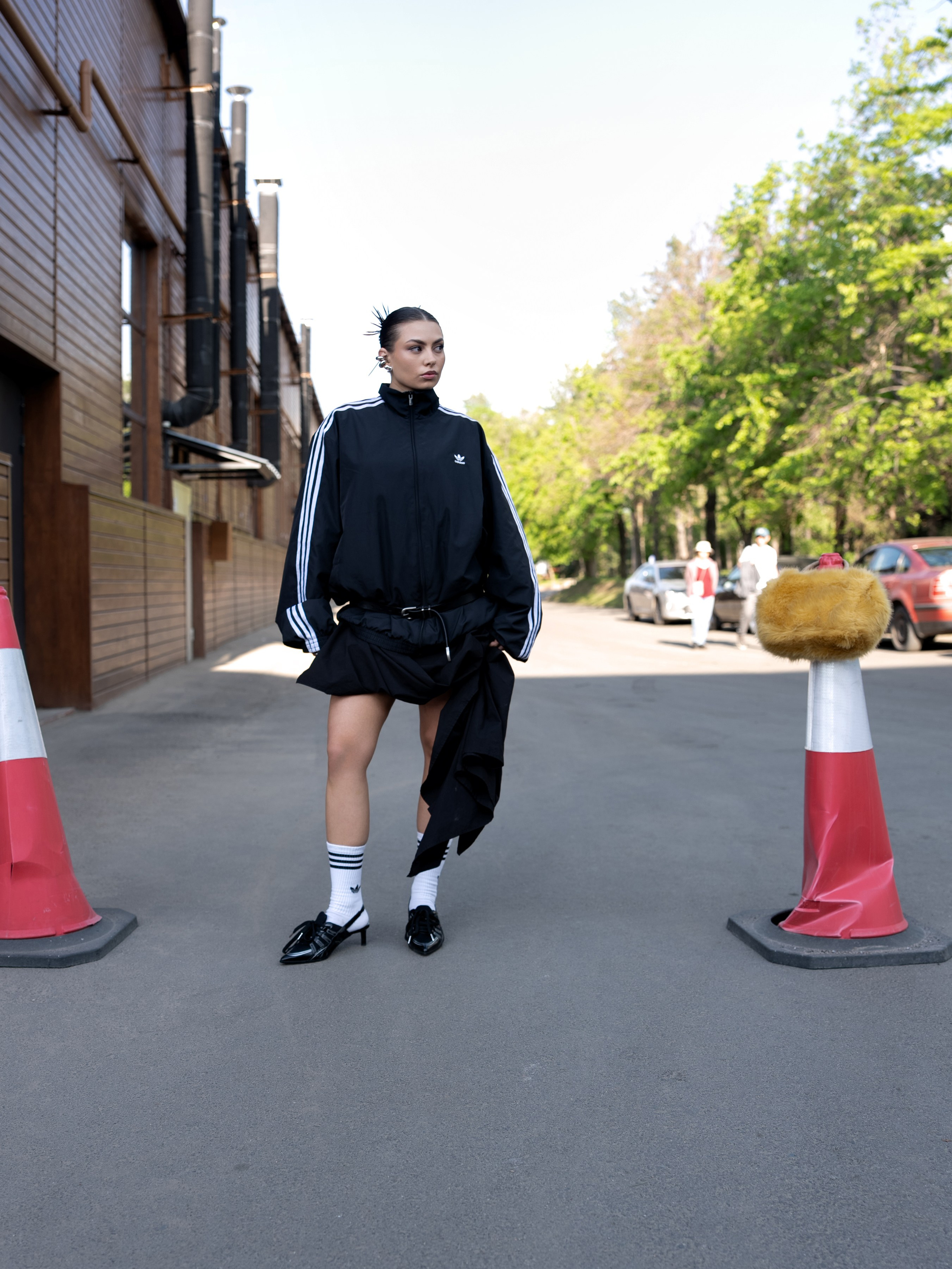 Visa Fashion Week Almaty Pre-Fall 2026 April StreetStyle Day 2. Сайт Алматинского НЮ АРТ, будуар и фэшн фотографа Дениса Карпенко