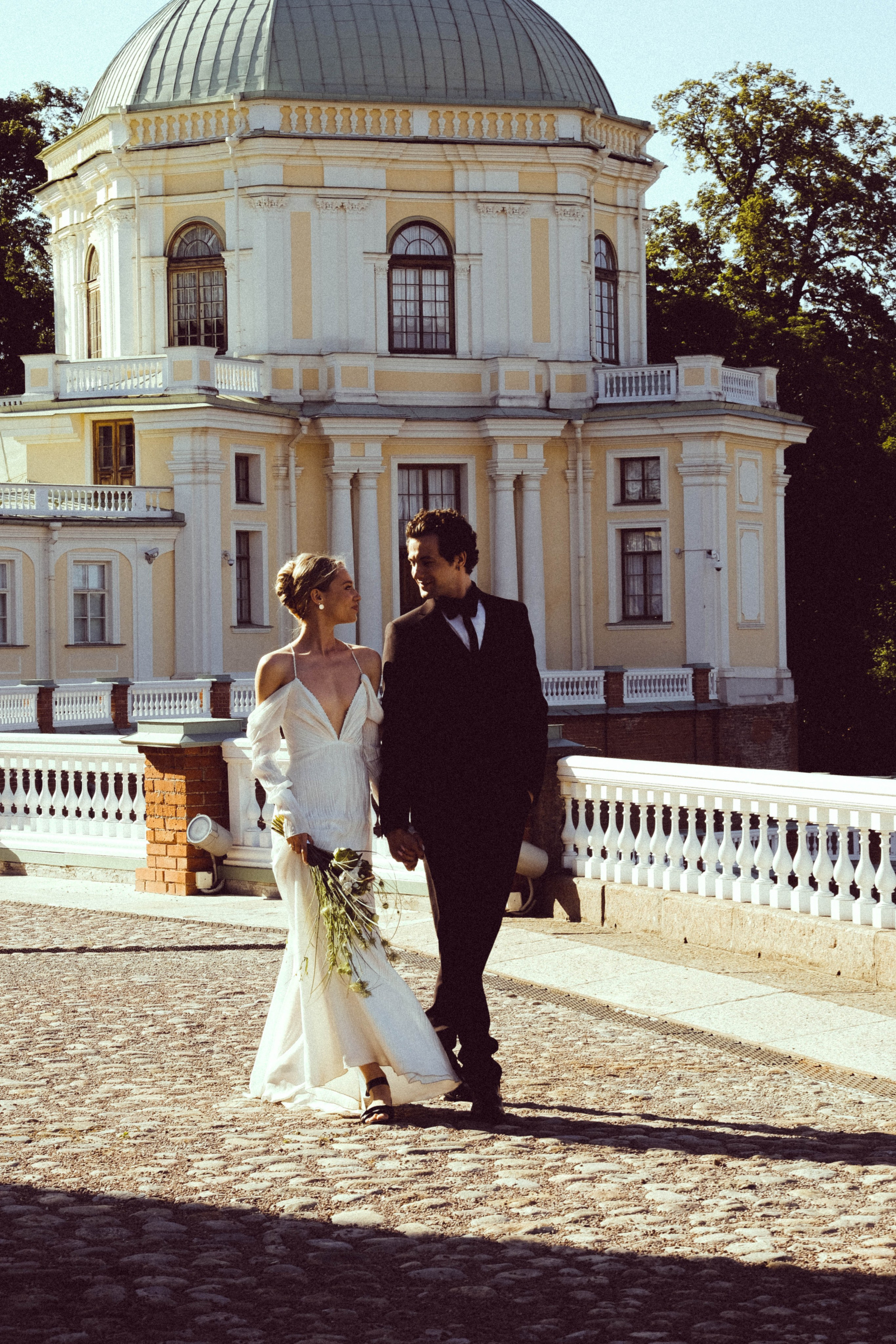 СВАДЕБНАЯ СЬЕМКА В ПАРКЕ ОРАНИЕНБАУМ. Профессиональный фотограф, Санкт-Петербург — Виктория Богомолова