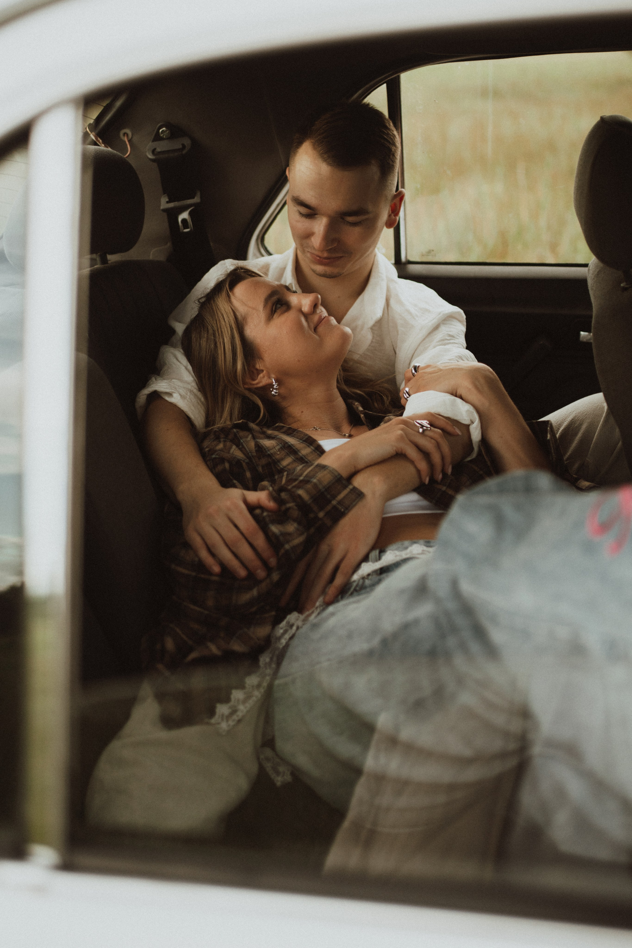 [… two lovers and volga]. Фотограф в Архангельске